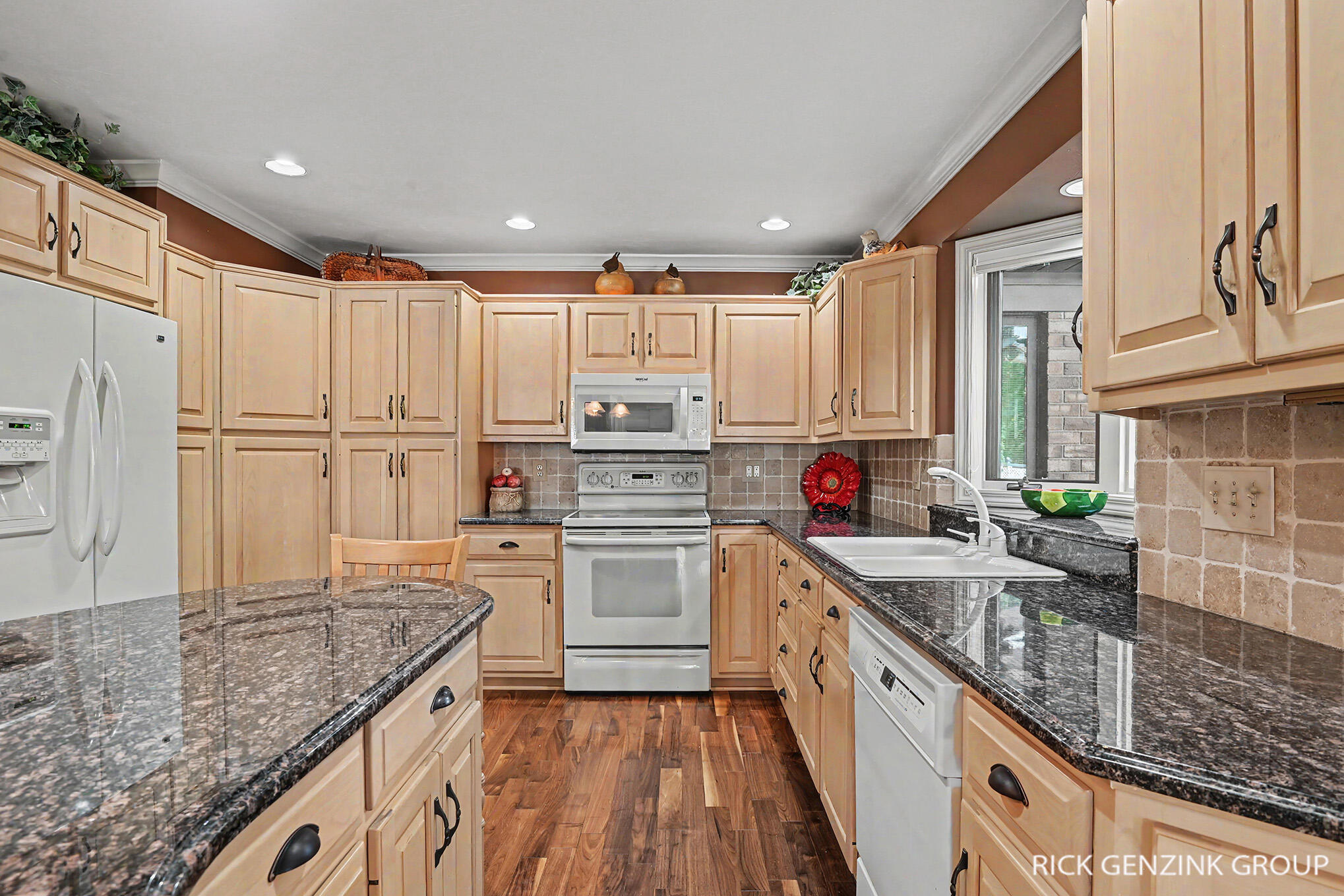 400 W 35th Street Holland MI 49423