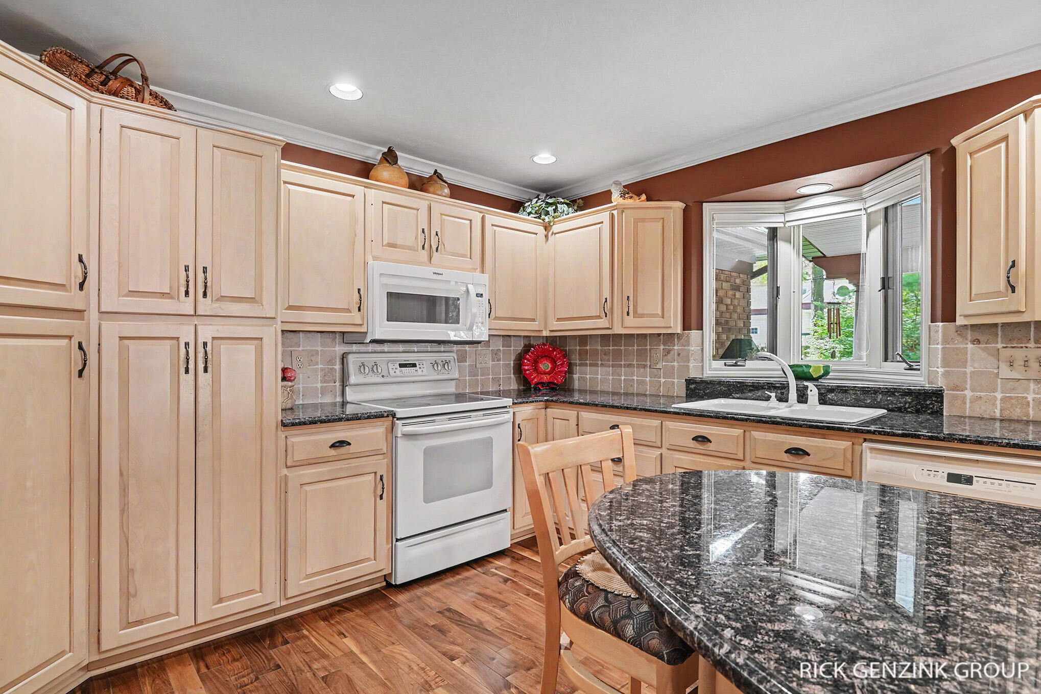 400 W 35th Street Holland MI 49423