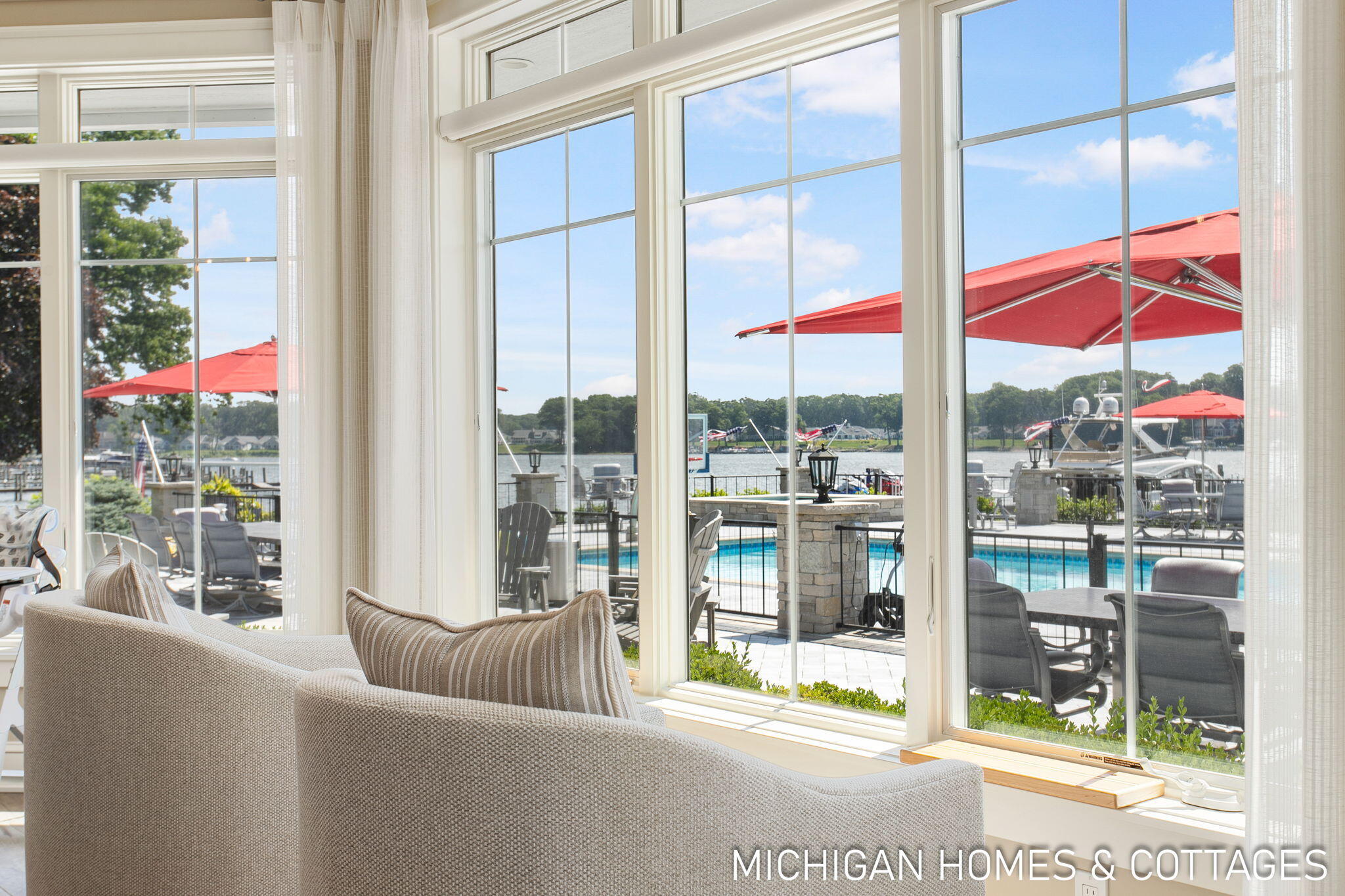 229 Norwood Avenue Holland MI 49424