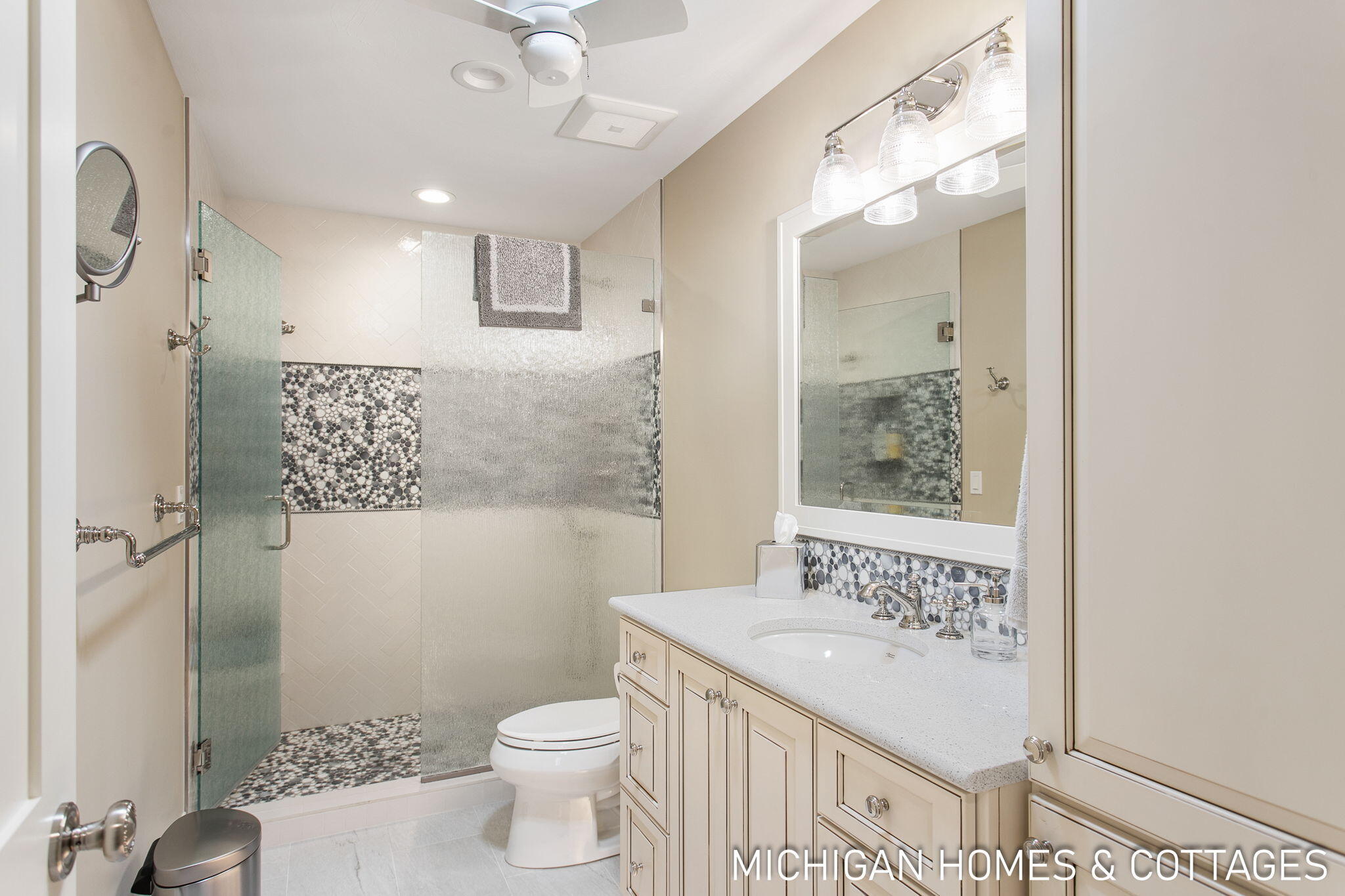 229 Norwood Avenue Holland MI 49424