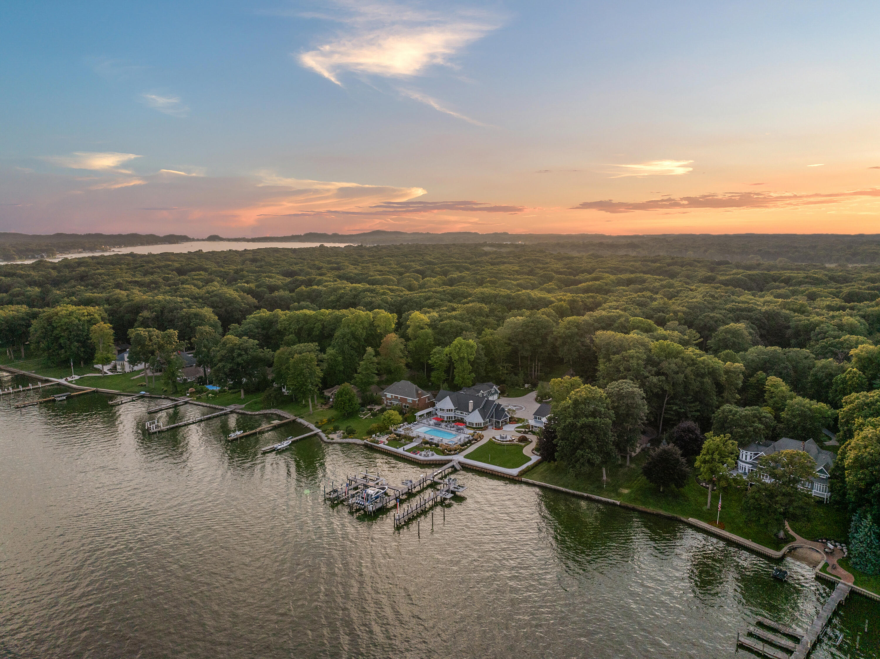 229 Norwood Avenue Holland MI 49424