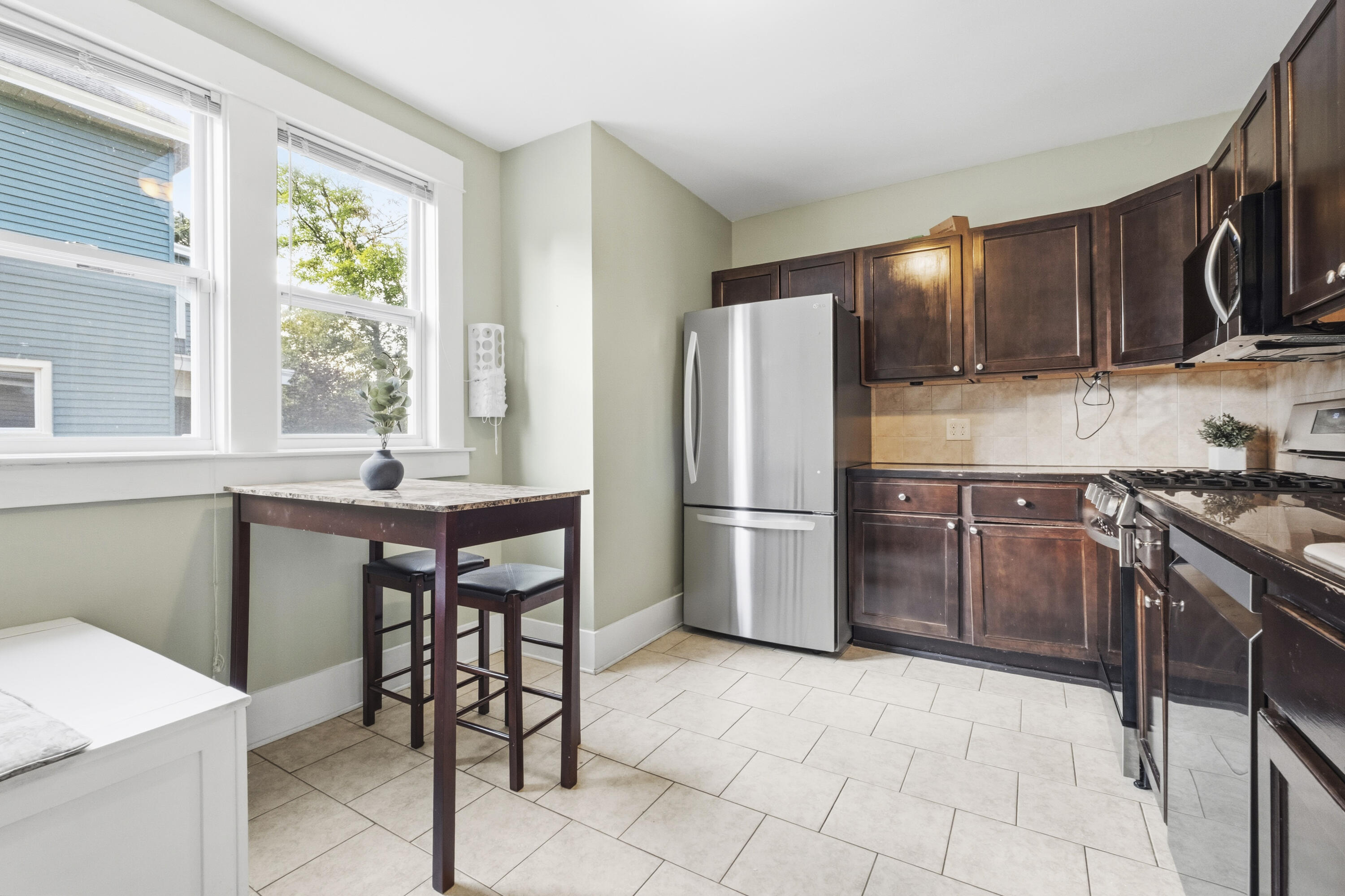 1217 Sigsbee Street SE Grand Rapids MI 49506