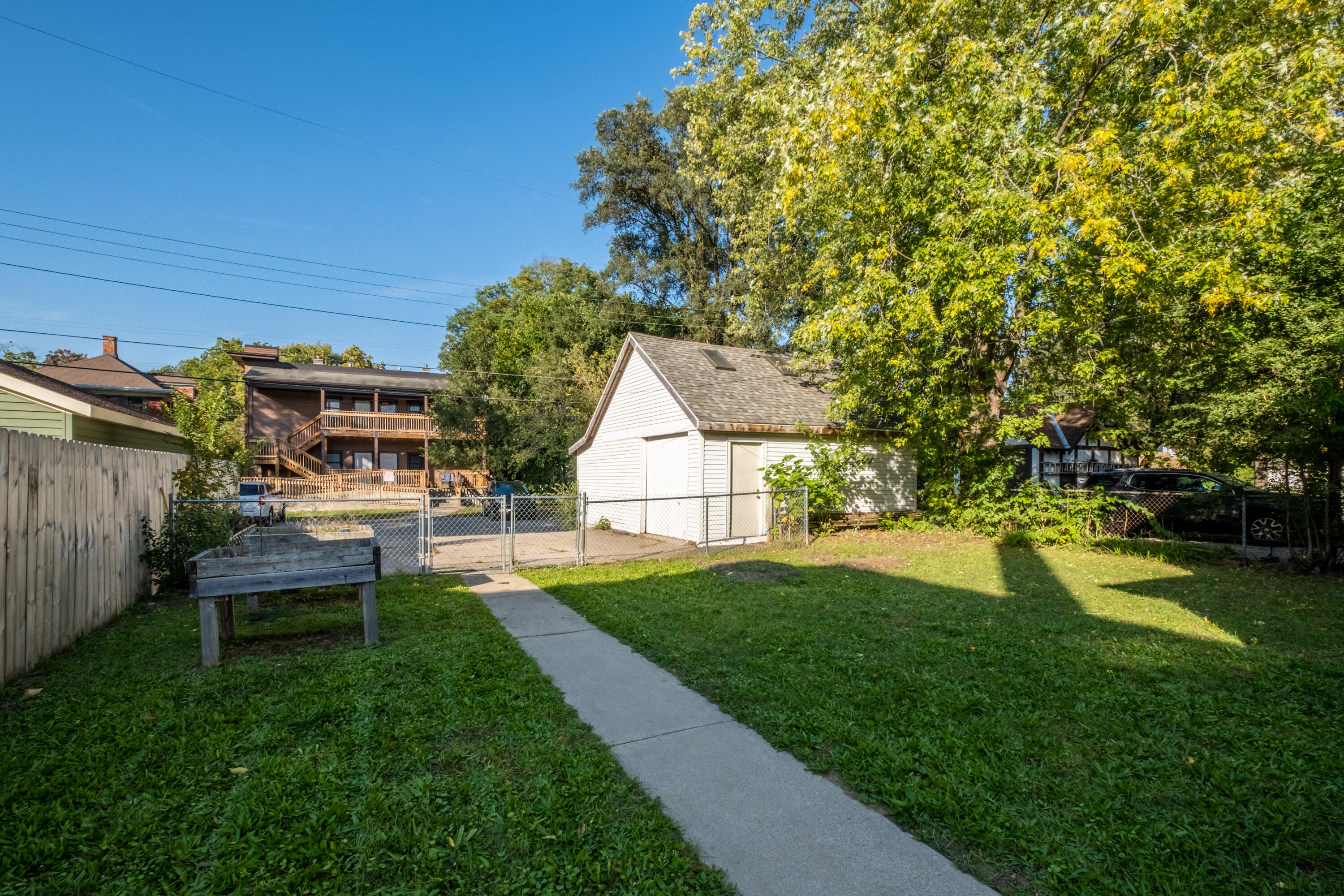1217 Sigsbee Street SE Grand Rapids MI 49506