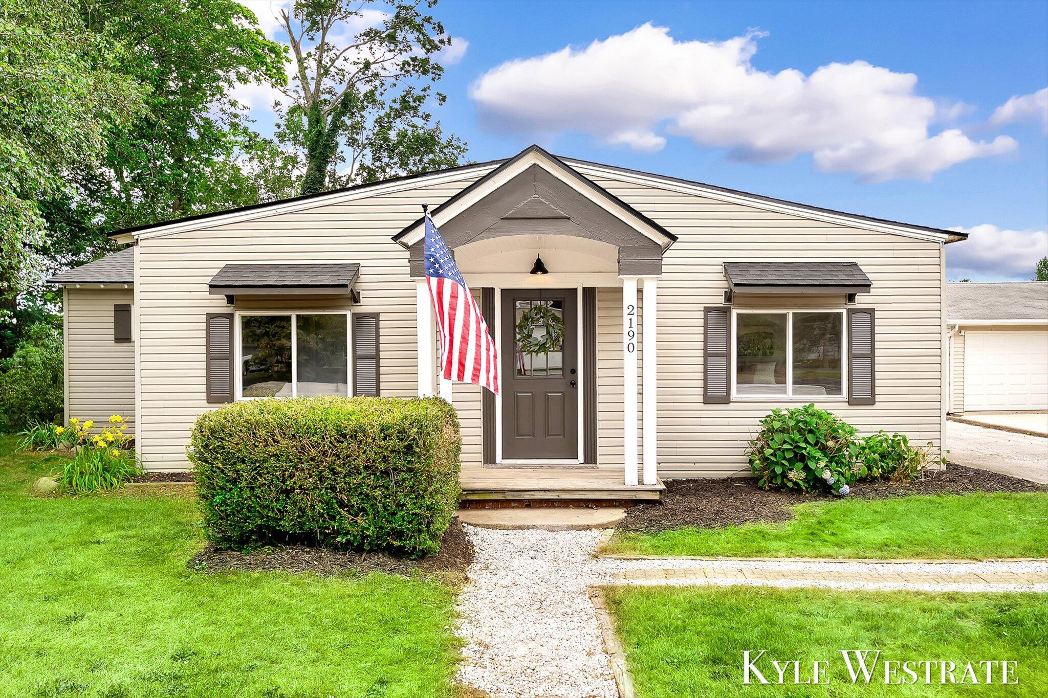 2190 68th Street Fennville MI 49408