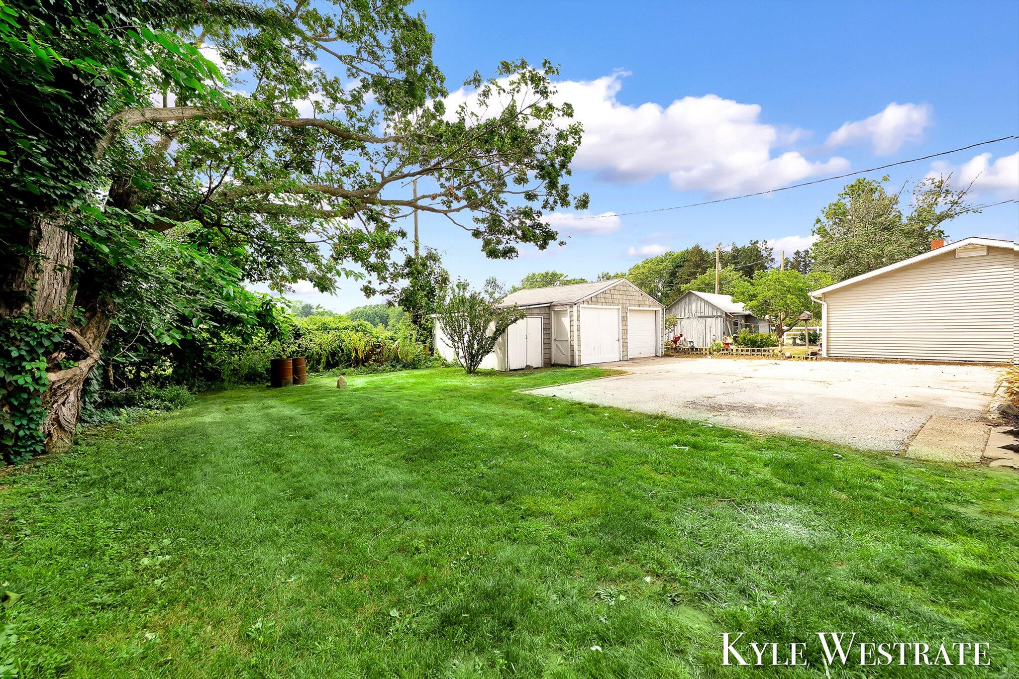 2190 68th Street Fennville MI 49408