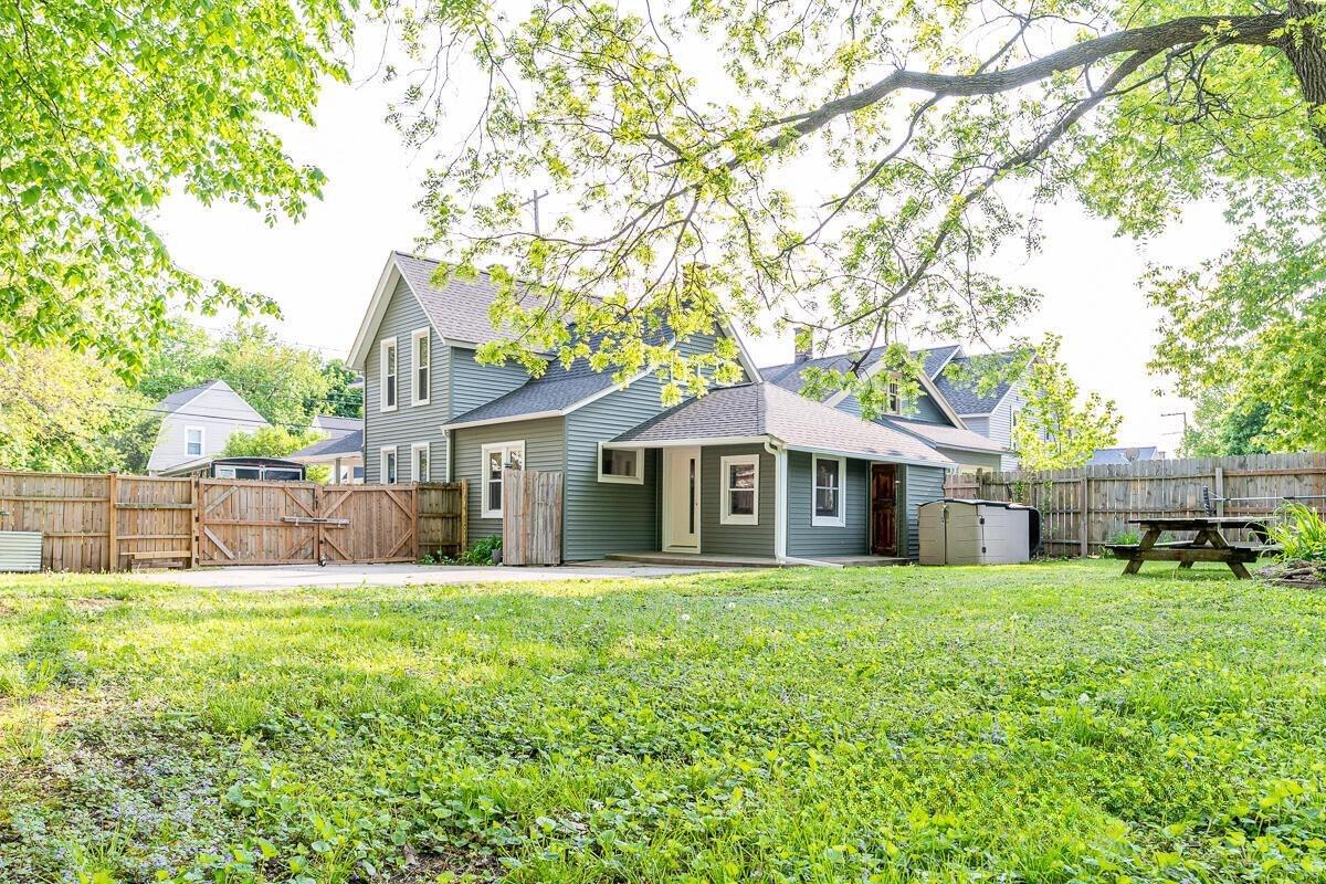 543 Leonard Street NE Grand Rapids MI 49503