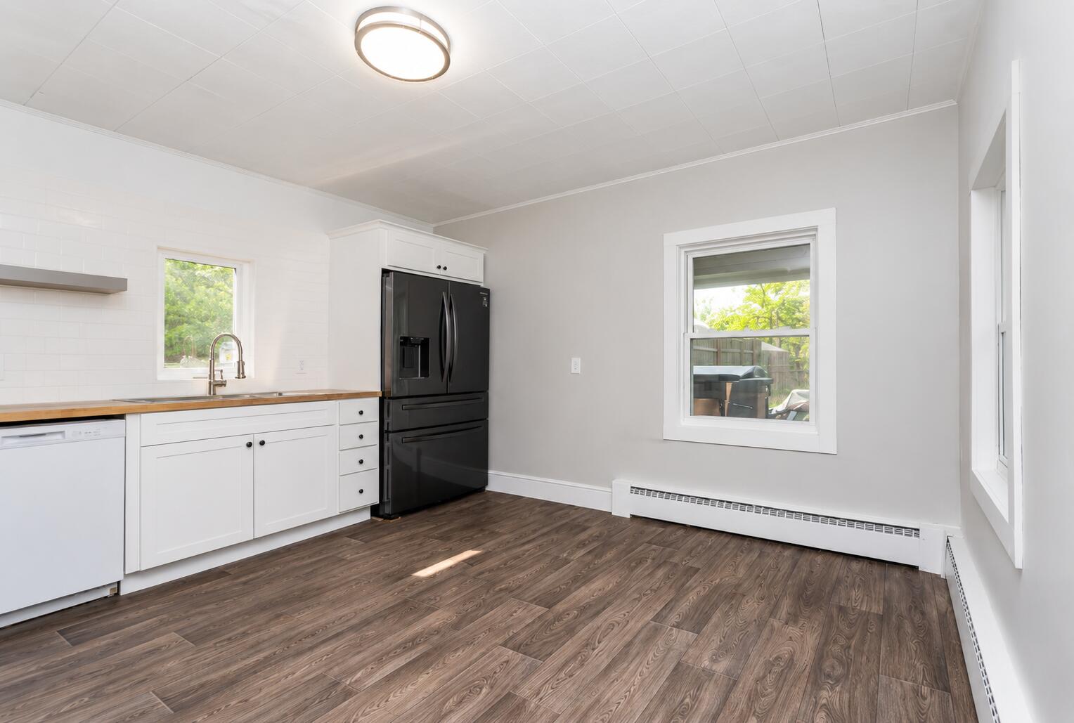 543 Leonard Street NE Grand Rapids MI 49503