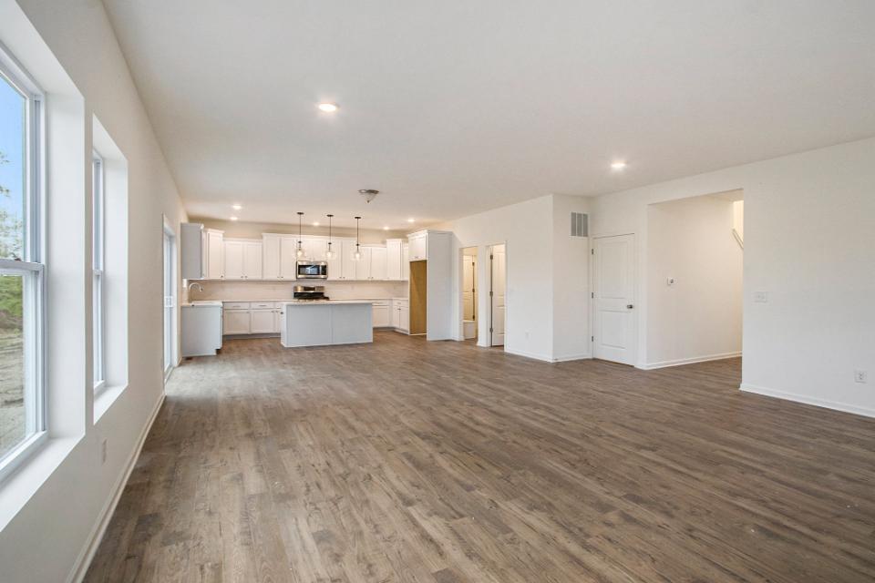 8412 Knotty Pine Lane Kalamazoo MI 49009