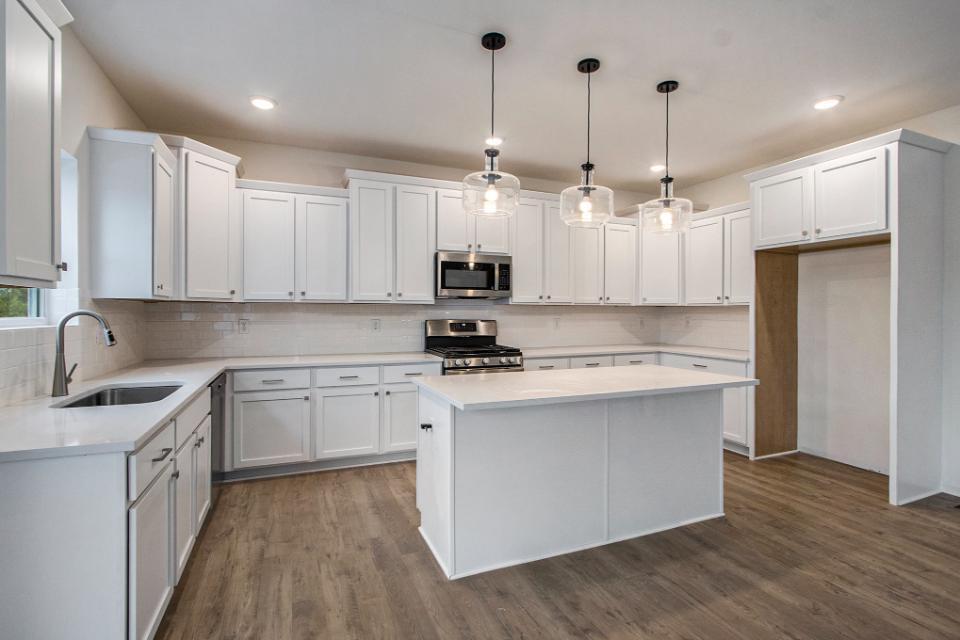 8412 Knotty Pine Lane Kalamazoo MI 49009