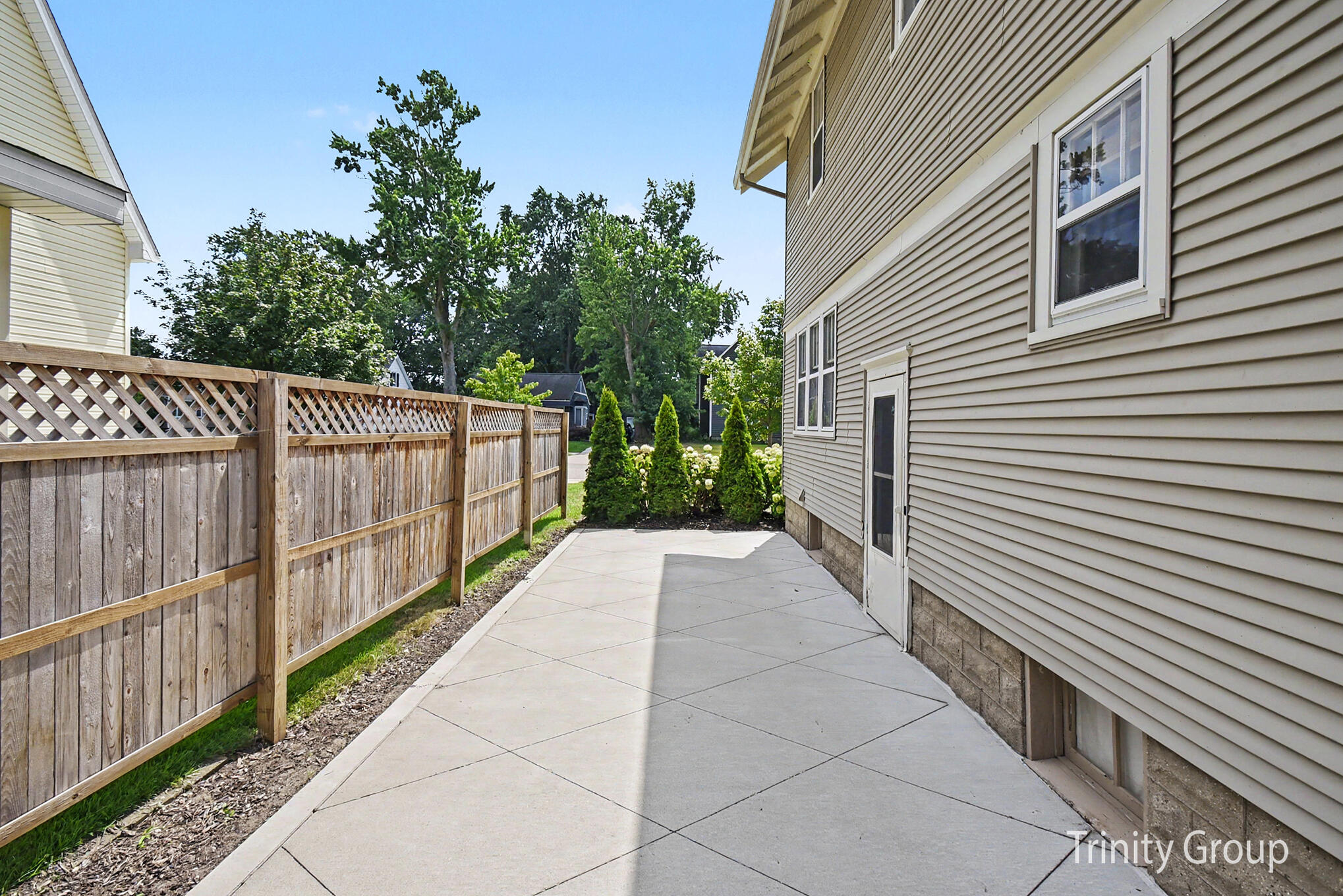 533 E Central Avenue Zeeland MI 49464