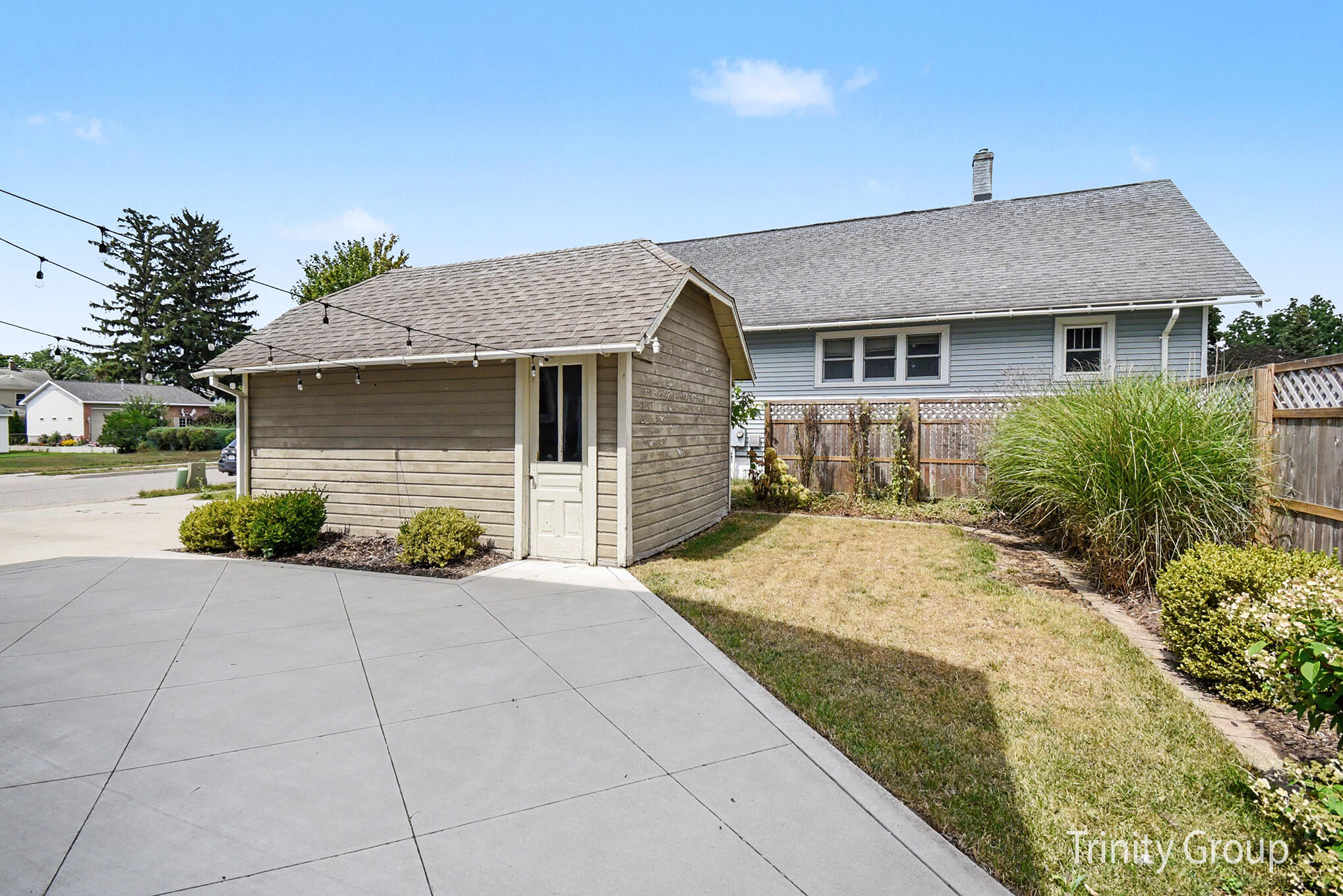 533 E Central Avenue Zeeland MI 49464