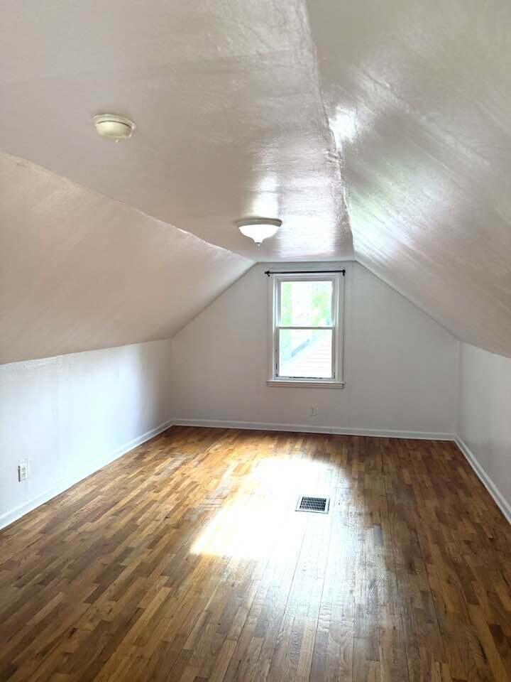 143 Linwood Street SE Grand Rapids MI 49507