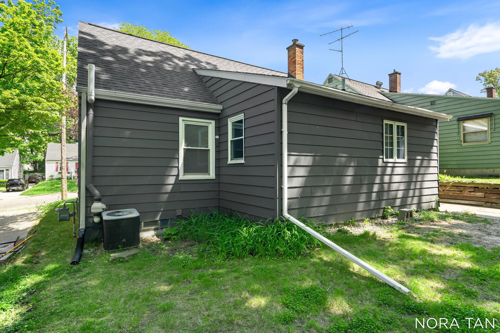 1436 Linwood Street SE Grand Rapids MI 49507