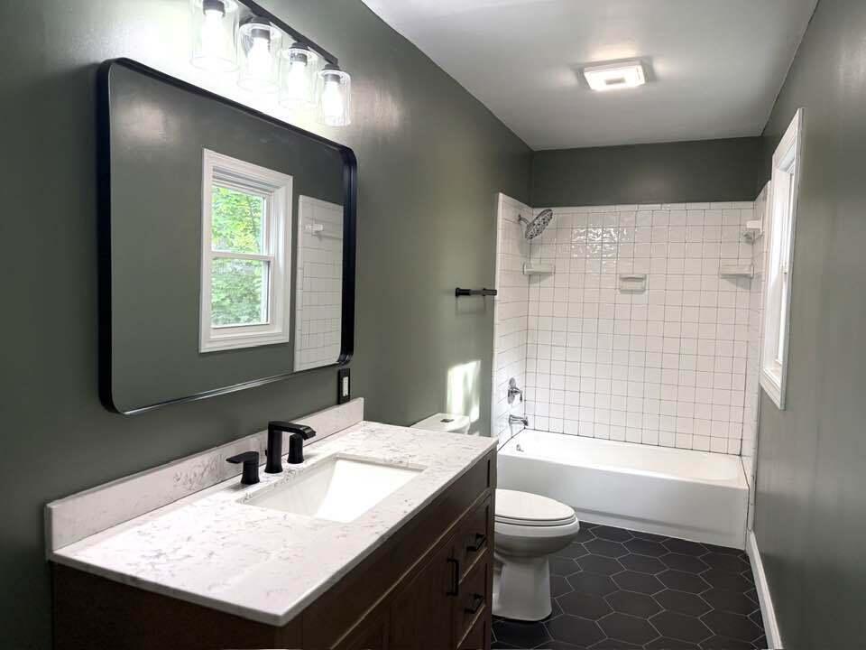 143 Linwood Street SE Grand Rapids MI 49507