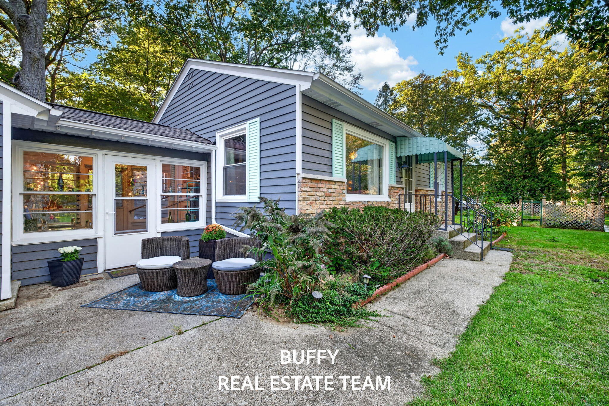 3489 Wickham Drive Norton Shores MI 49441