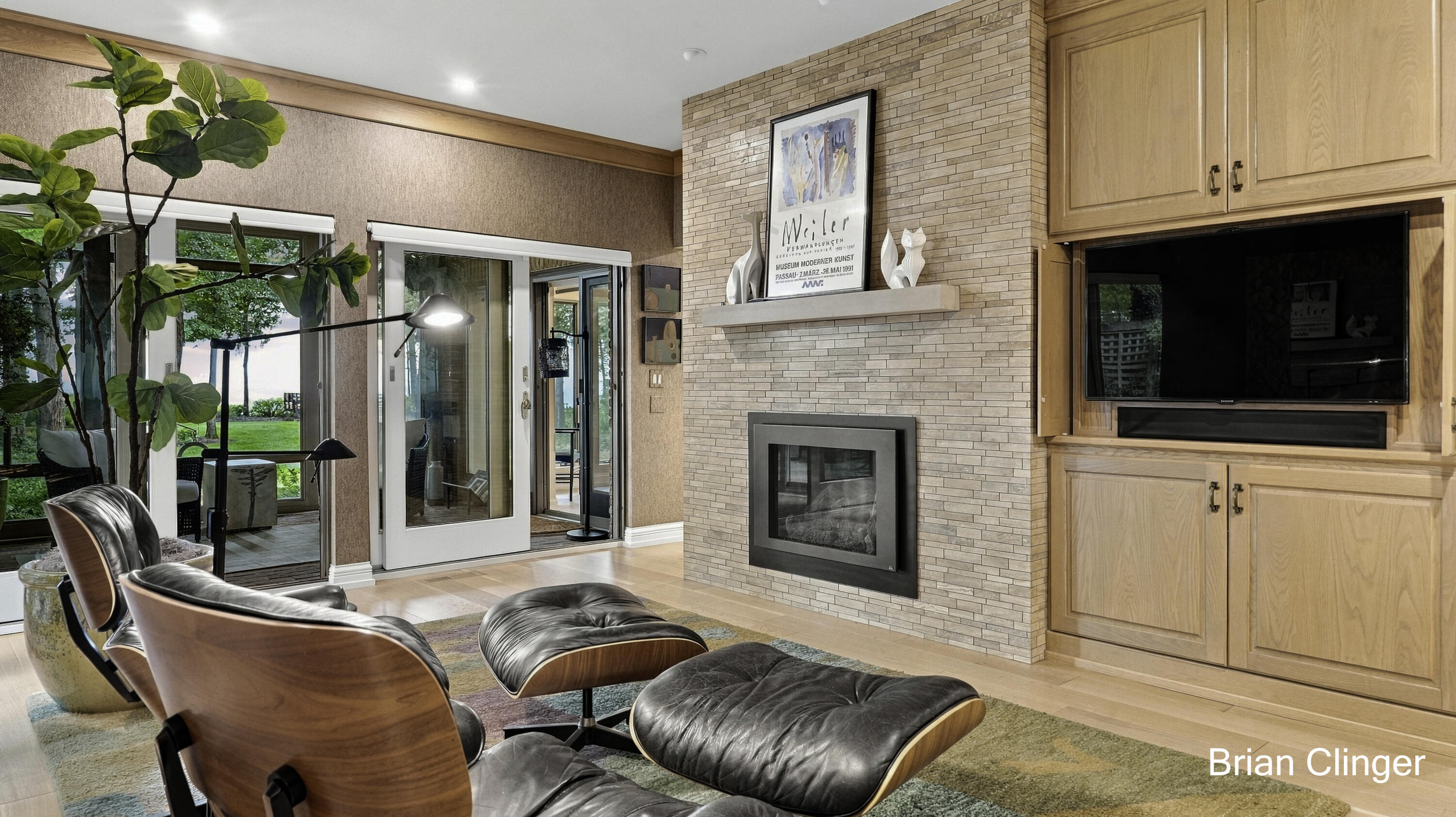 5285 N Lakeshore Drive Holland MI 49424