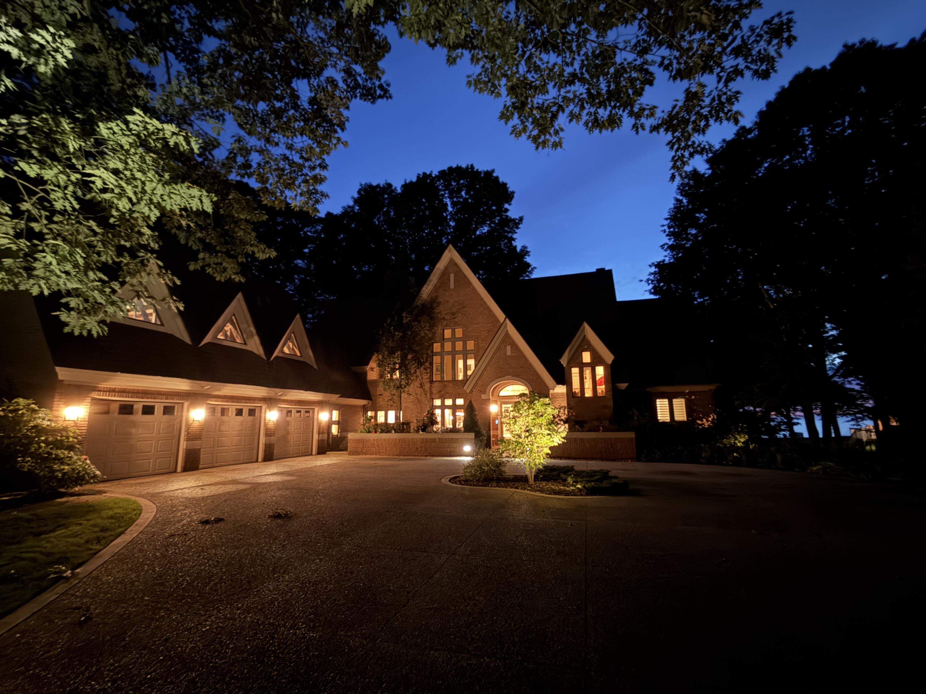 5285 N Lakeshore Drive Holland MI 49424