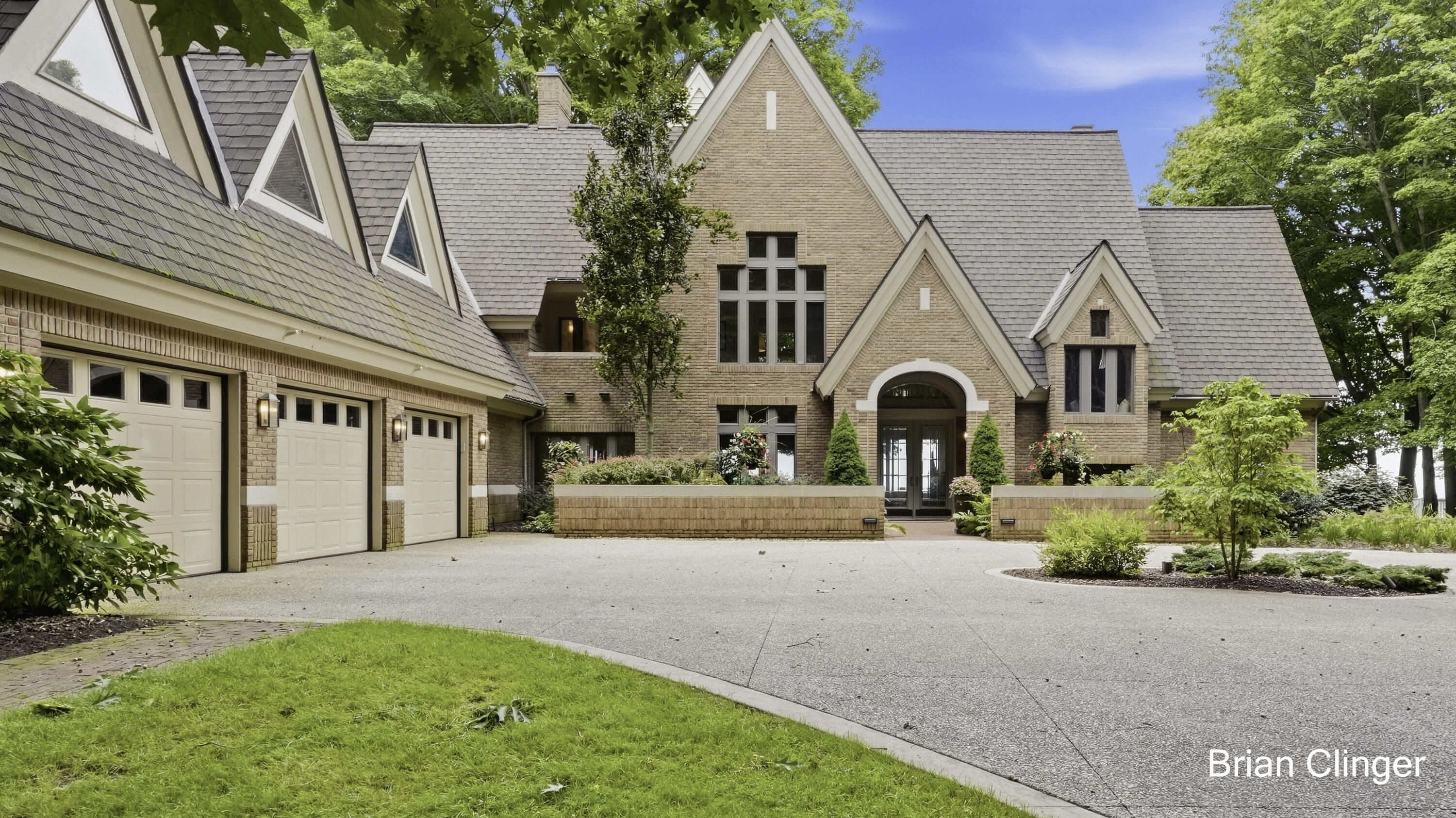 5285 N Lakeshore Drive Holland MI 49424