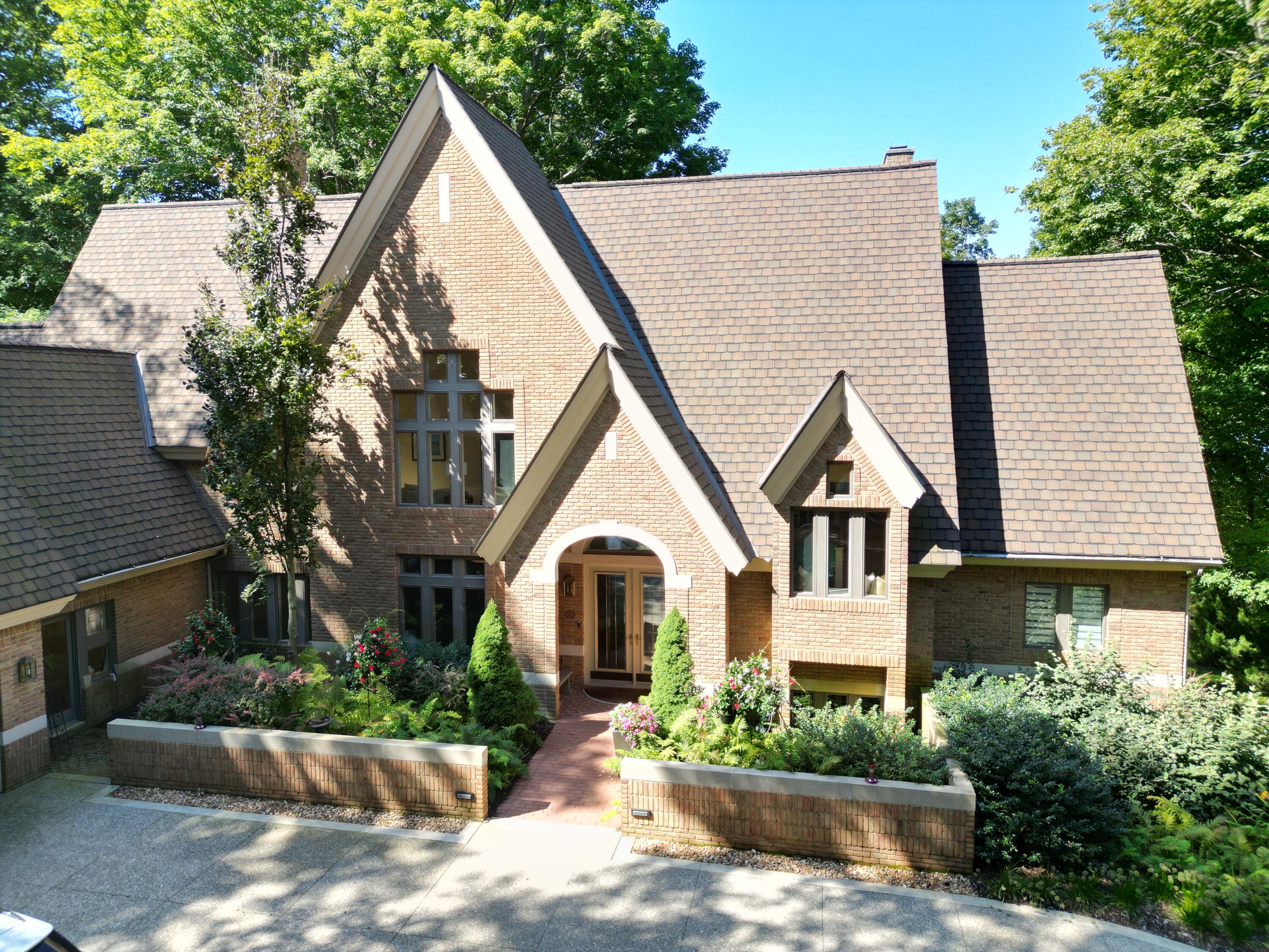 5285 N Lakeshore Drive Holland MI 49424