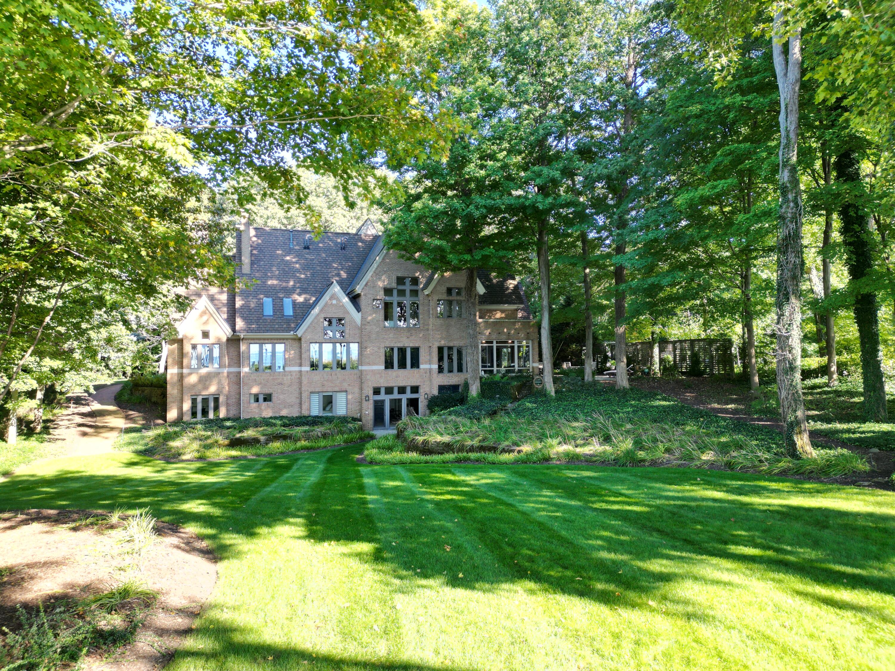 5285 N Lakeshore Drive Holland MI 49424