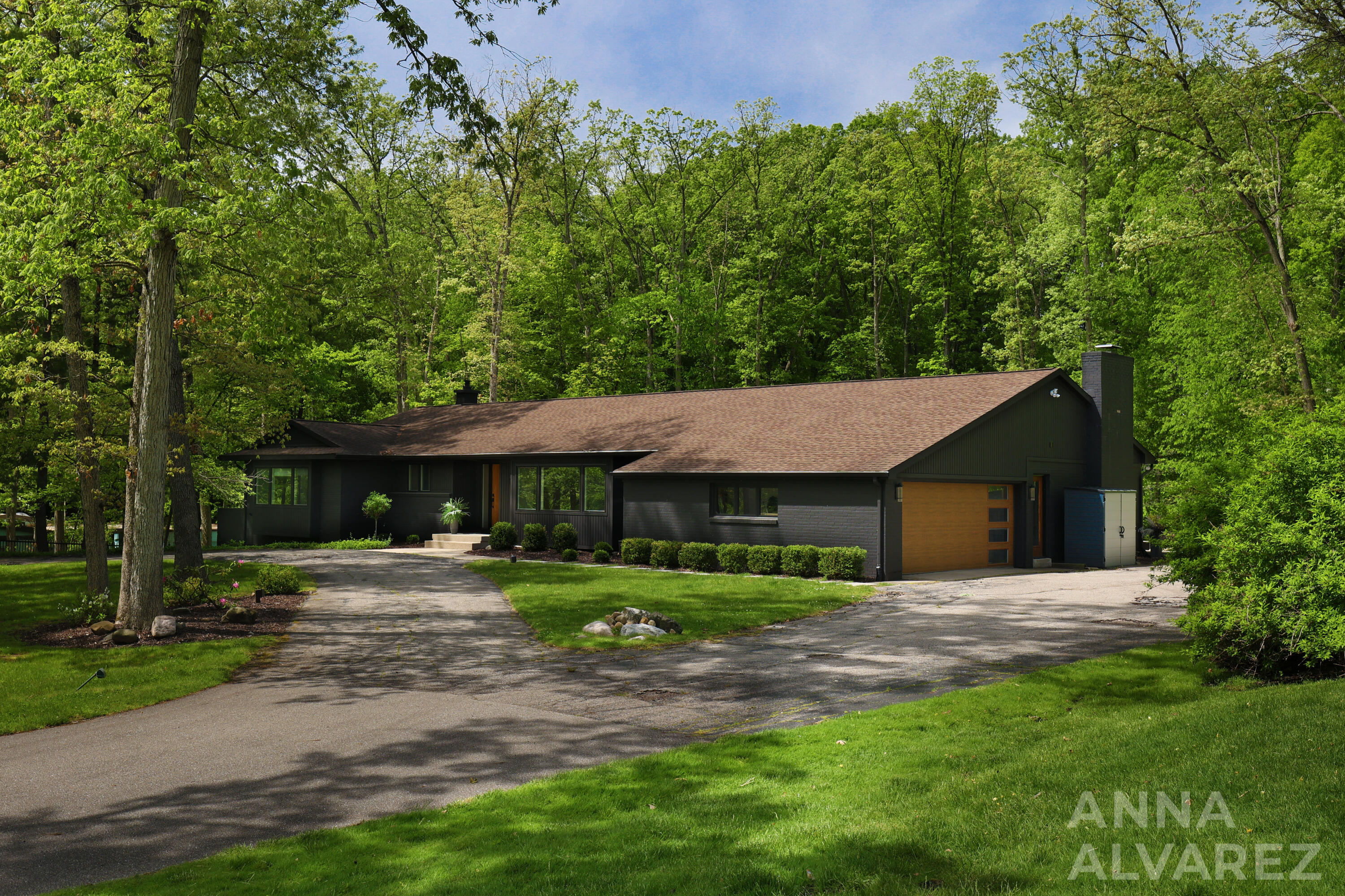 7130 Oakbrook Street SE Grand Rapids MI 49546