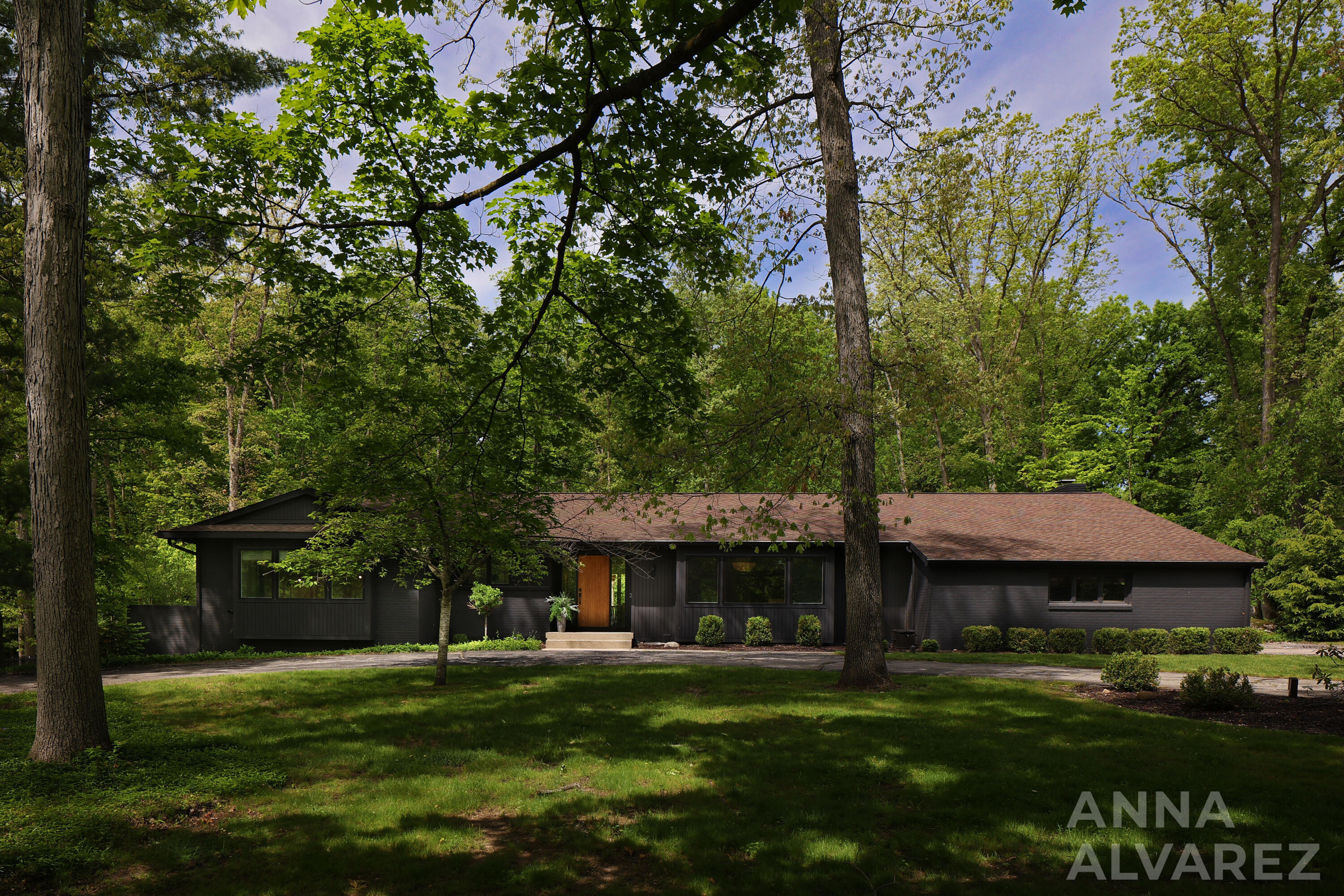 7130 Oakbrook Street SE Grand Rapids MI 49546