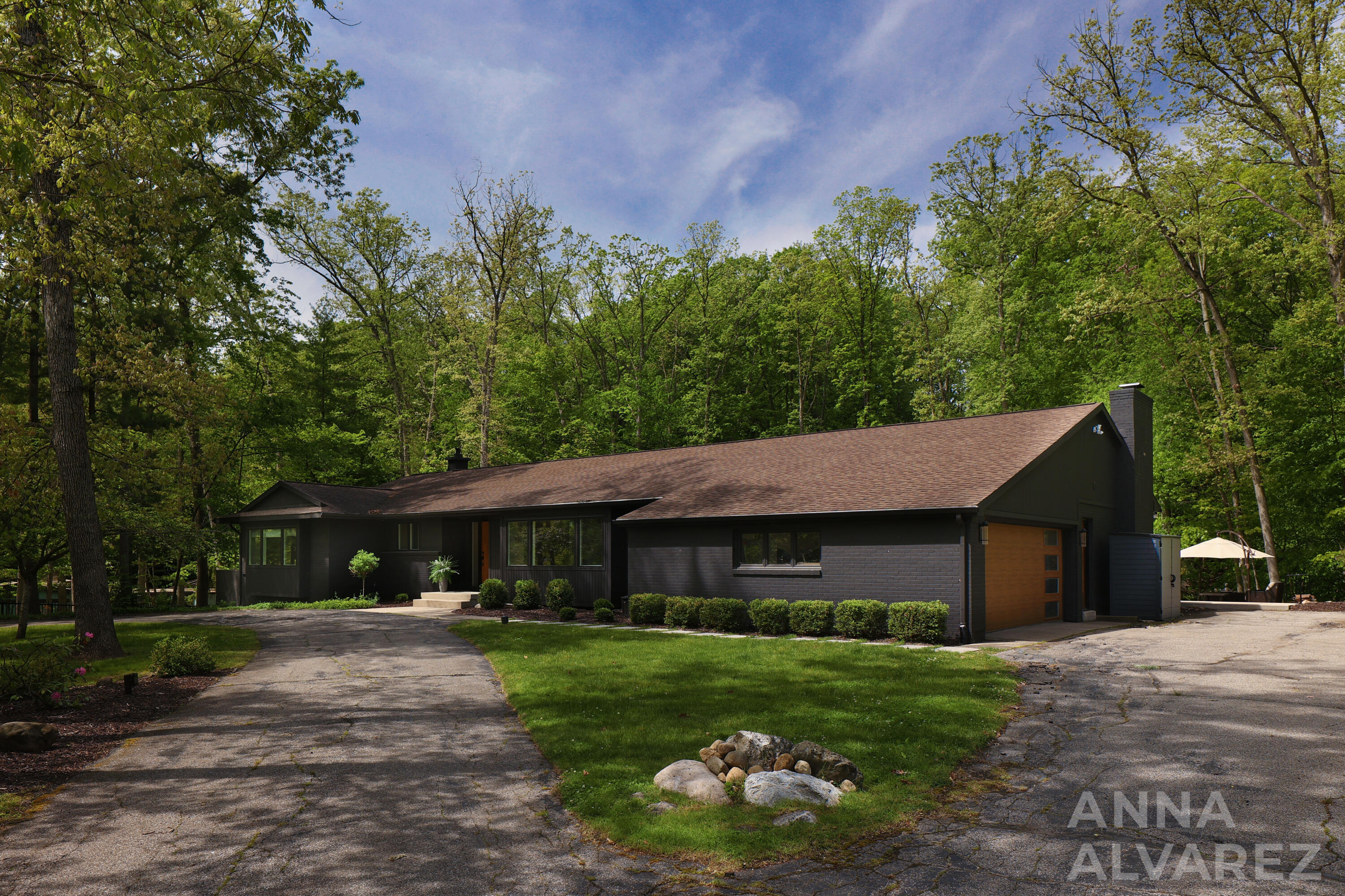7130 Oakbrook Street SE Grand Rapids MI 49546
