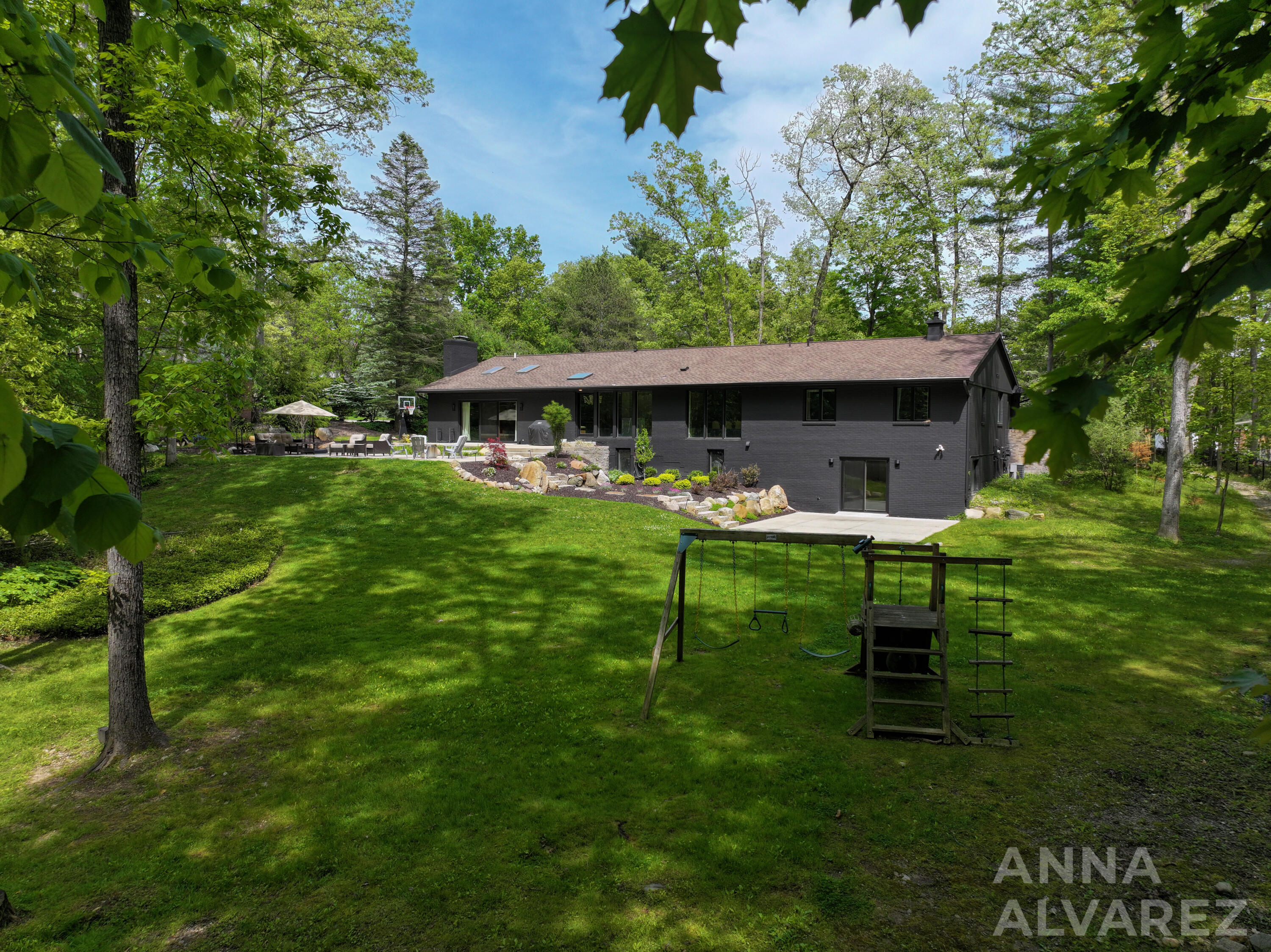 7130 Oakbrook Street SE Grand Rapids MI 49546