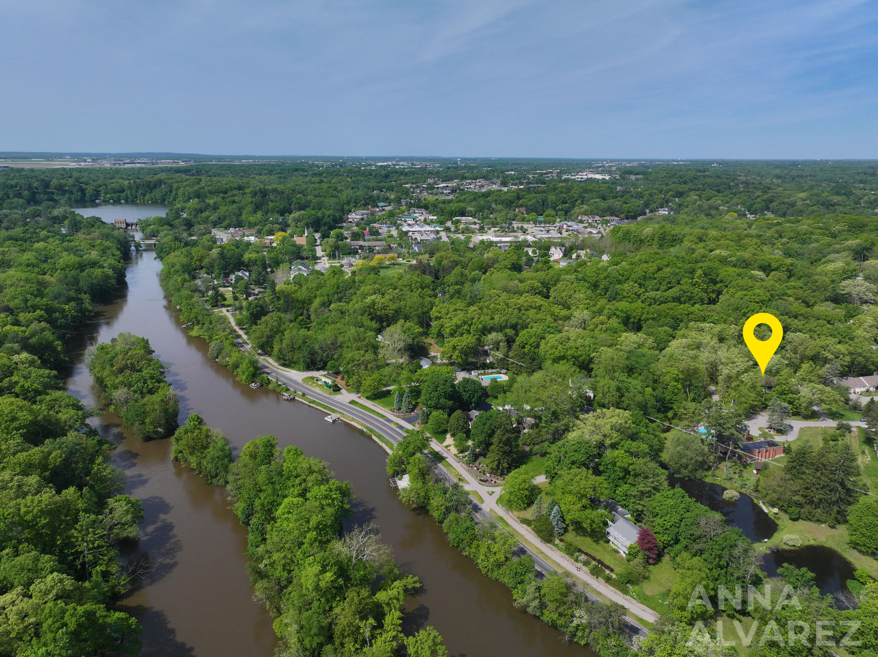 7130 Oakbrook Street SE Grand Rapids MI 49546