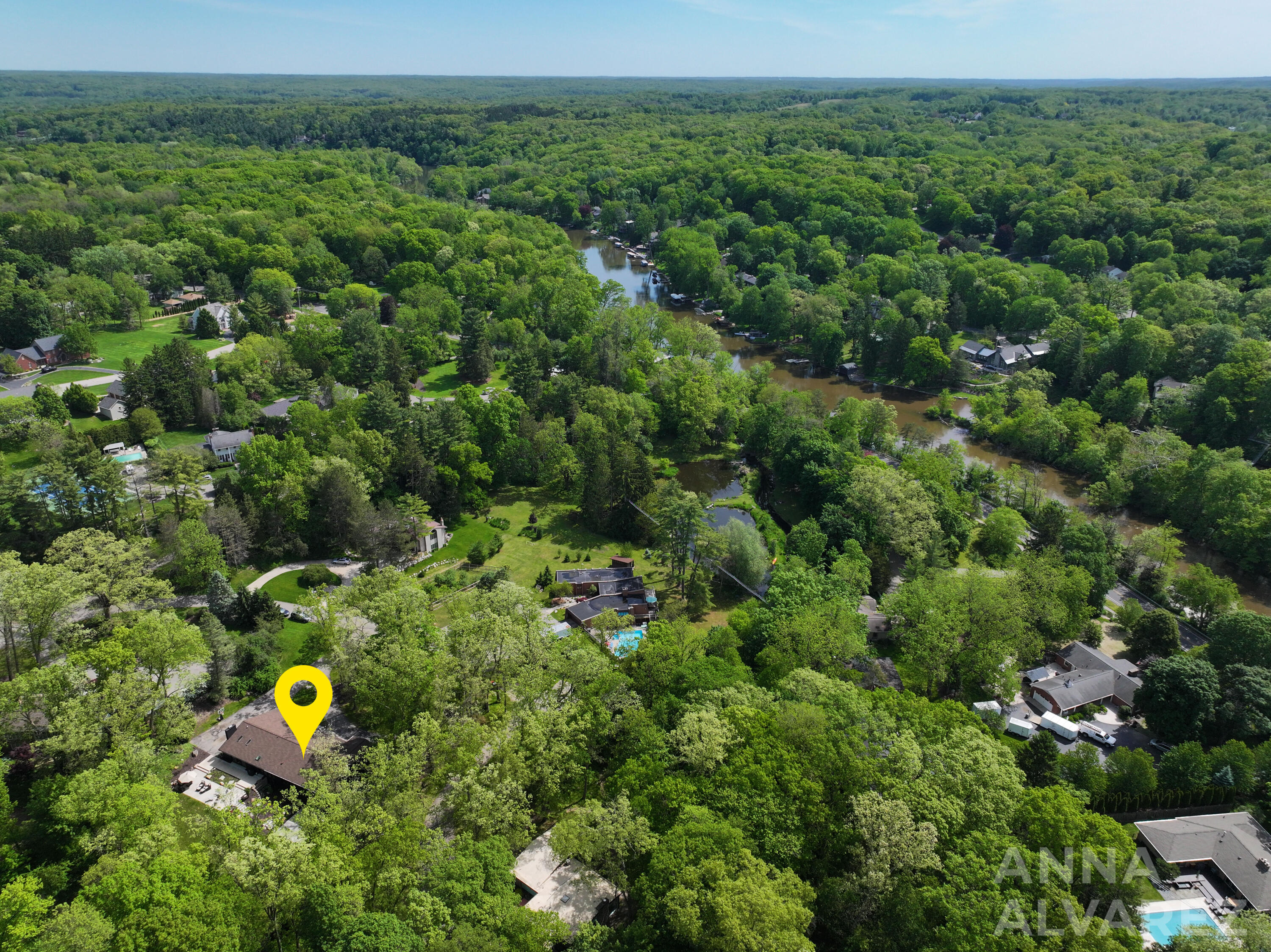 7130 Oakbrook Street SE Grand Rapids MI 49546
