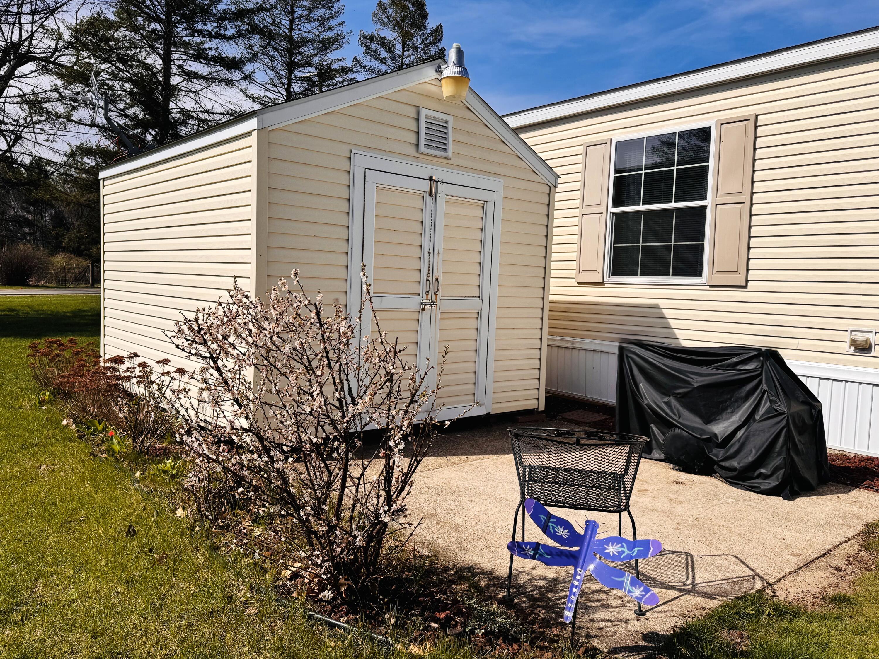 69205 Garver Lake Road Edwardsburg MI 49112