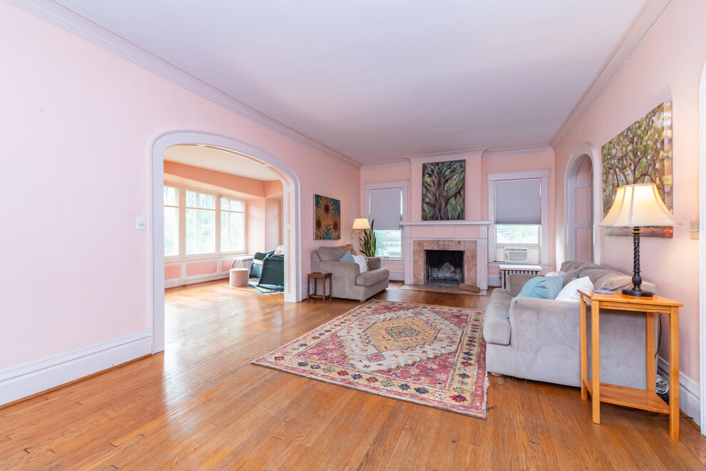 119 Prairie Avenue Kalamazoo MI 49006