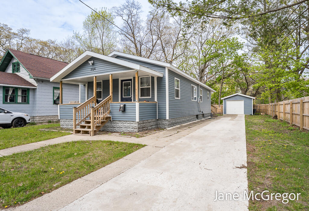 3124 5th Street Muskegon MI 49444