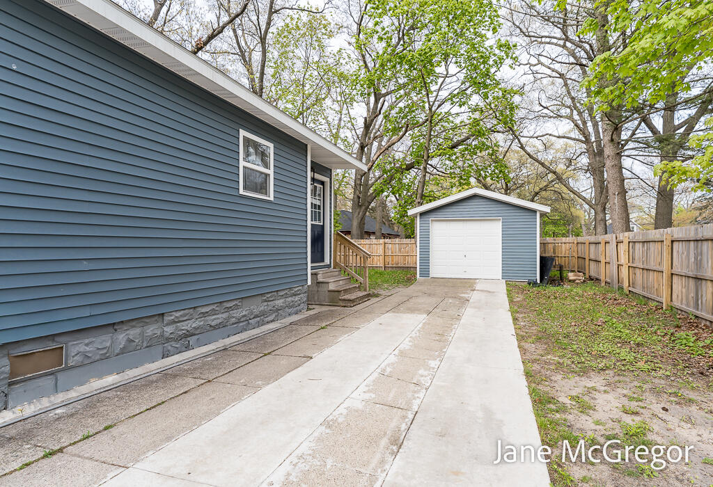 3124 5th Street Muskegon MI 49444
