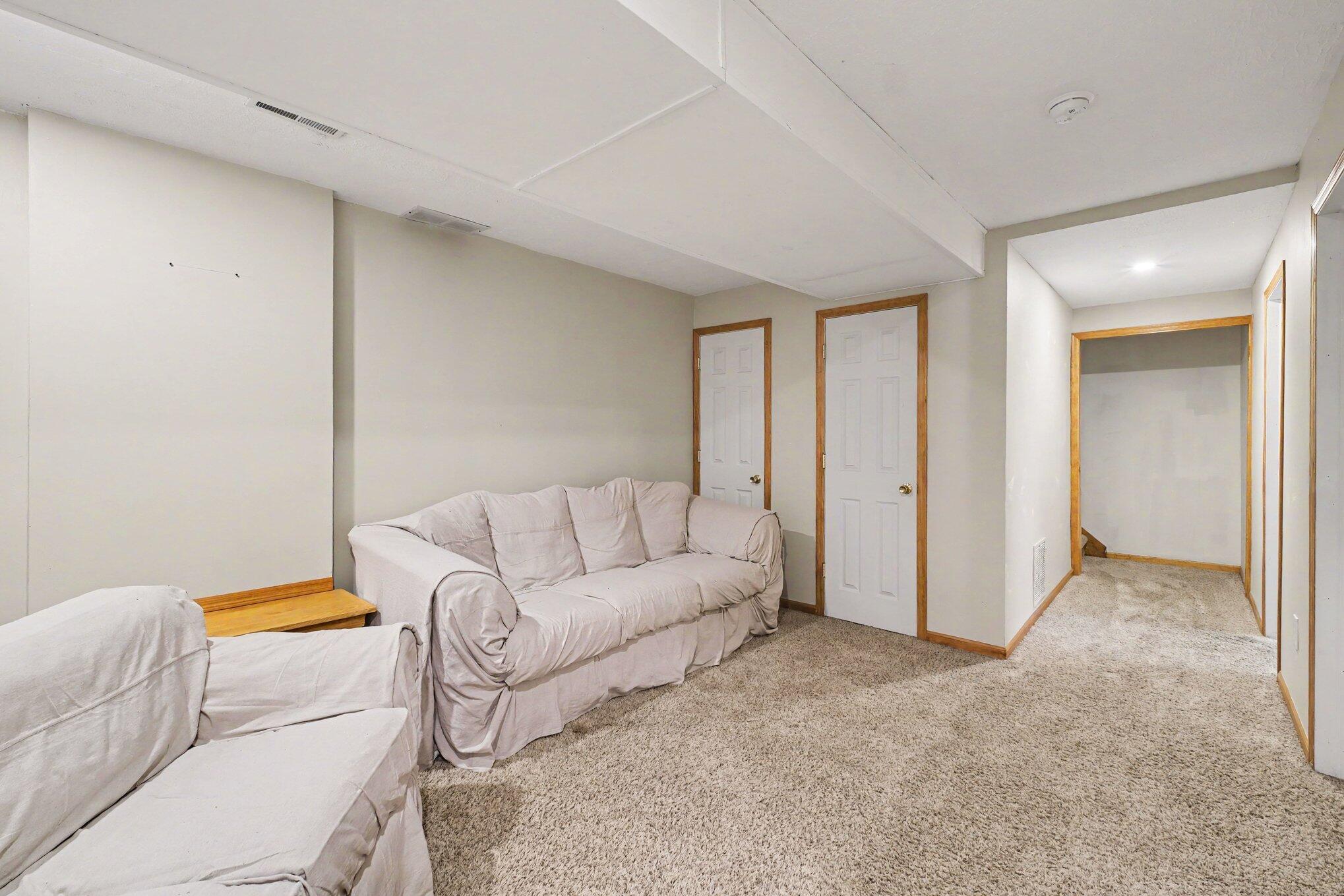 3053 Burritt Street NW Grand Rapids MI 49504