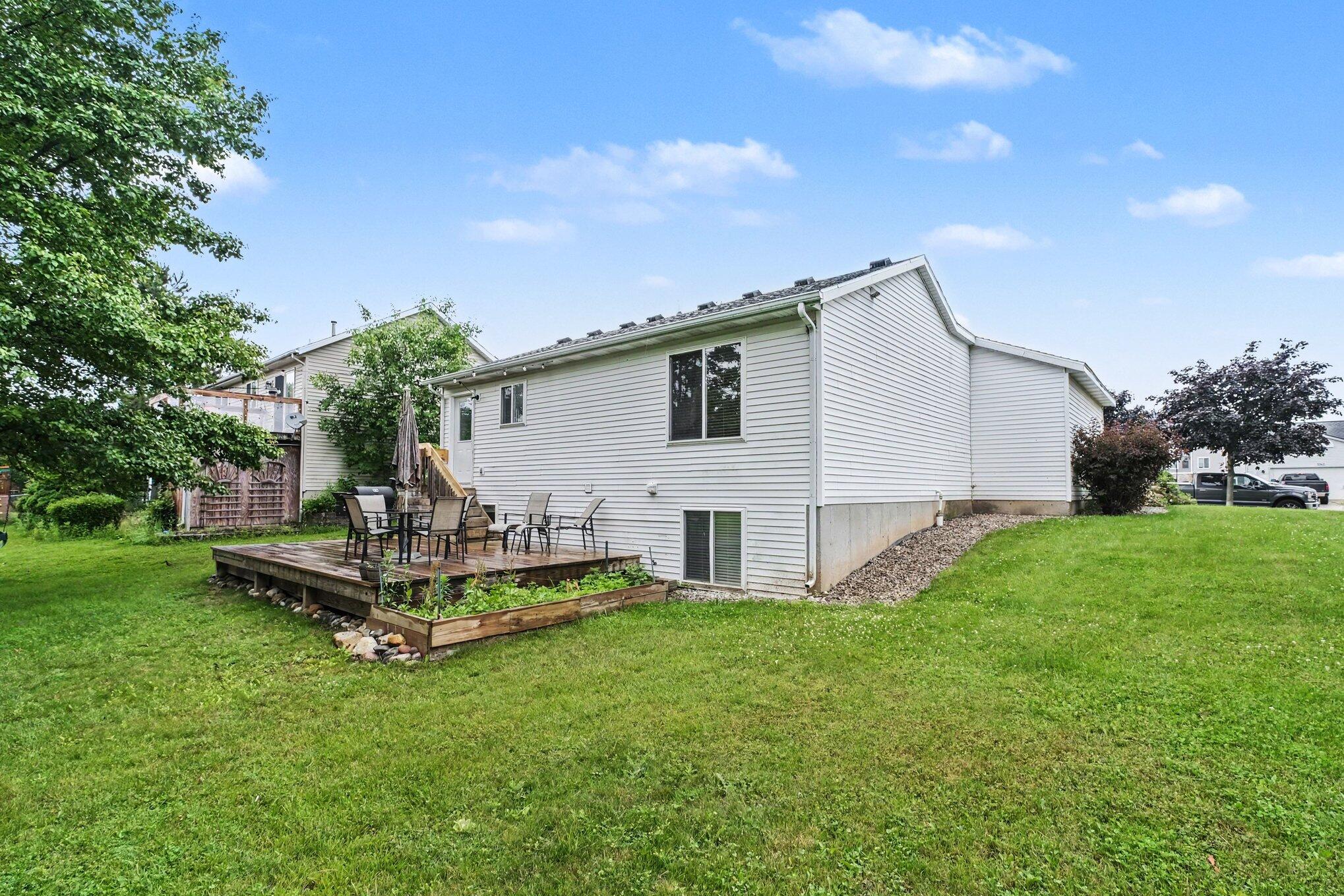 3053 Burritt Street NW Grand Rapids MI 49504