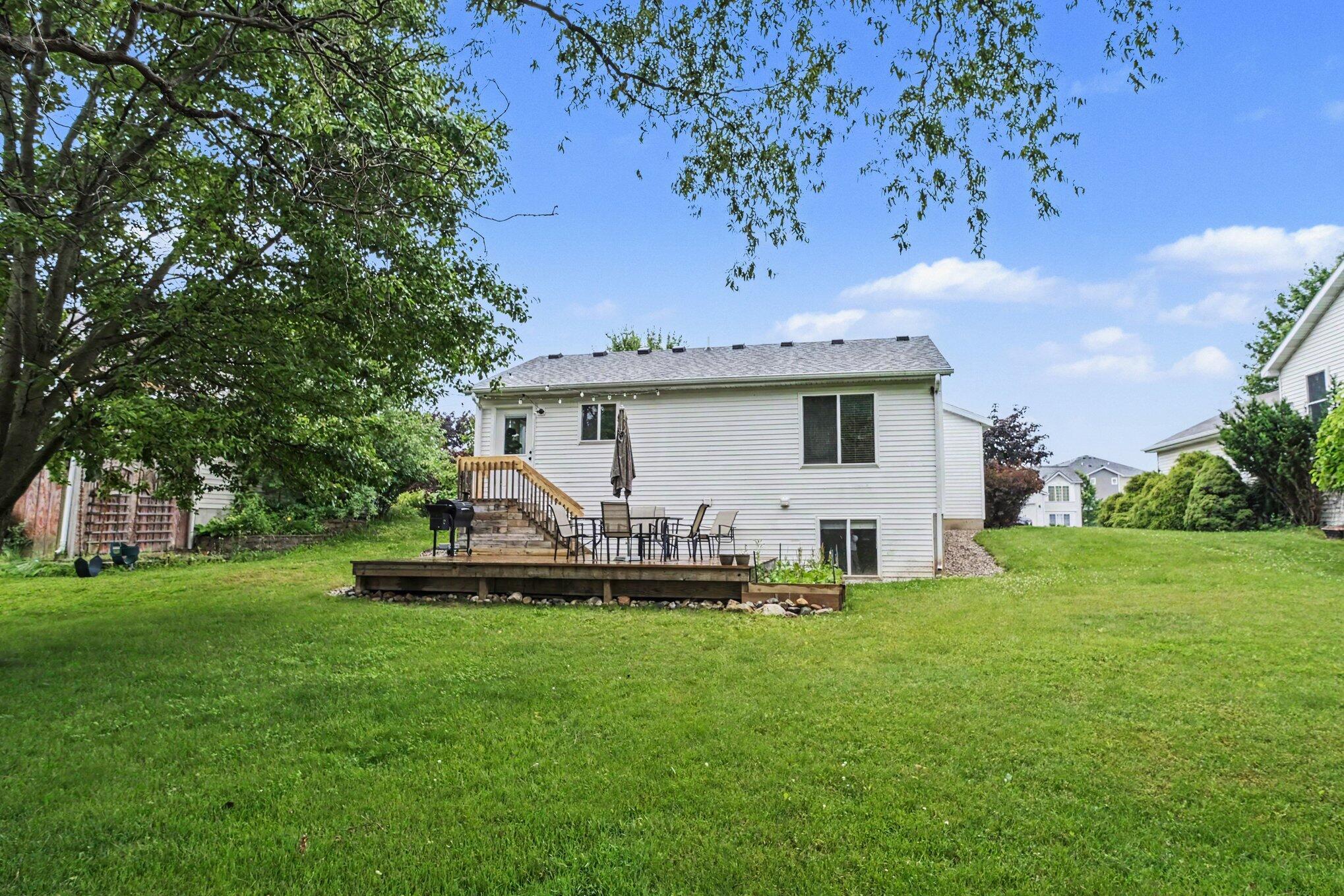 3053 Burritt Street NW Grand Rapids MI 49504
