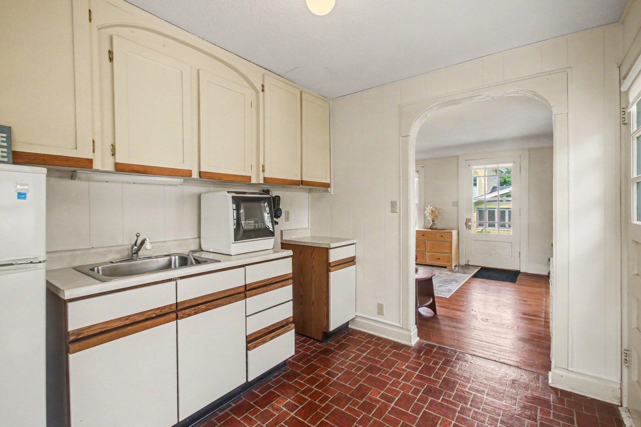 7284 B Street South Haven MI 49090