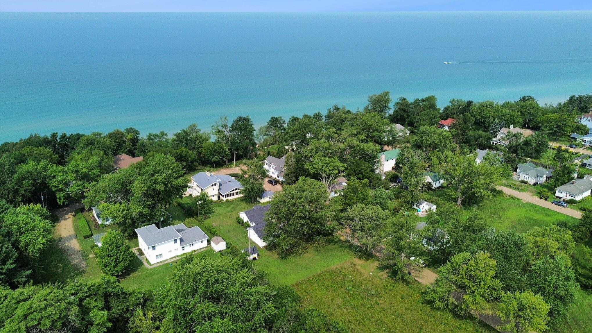 7284 B Street South Haven MI 49090