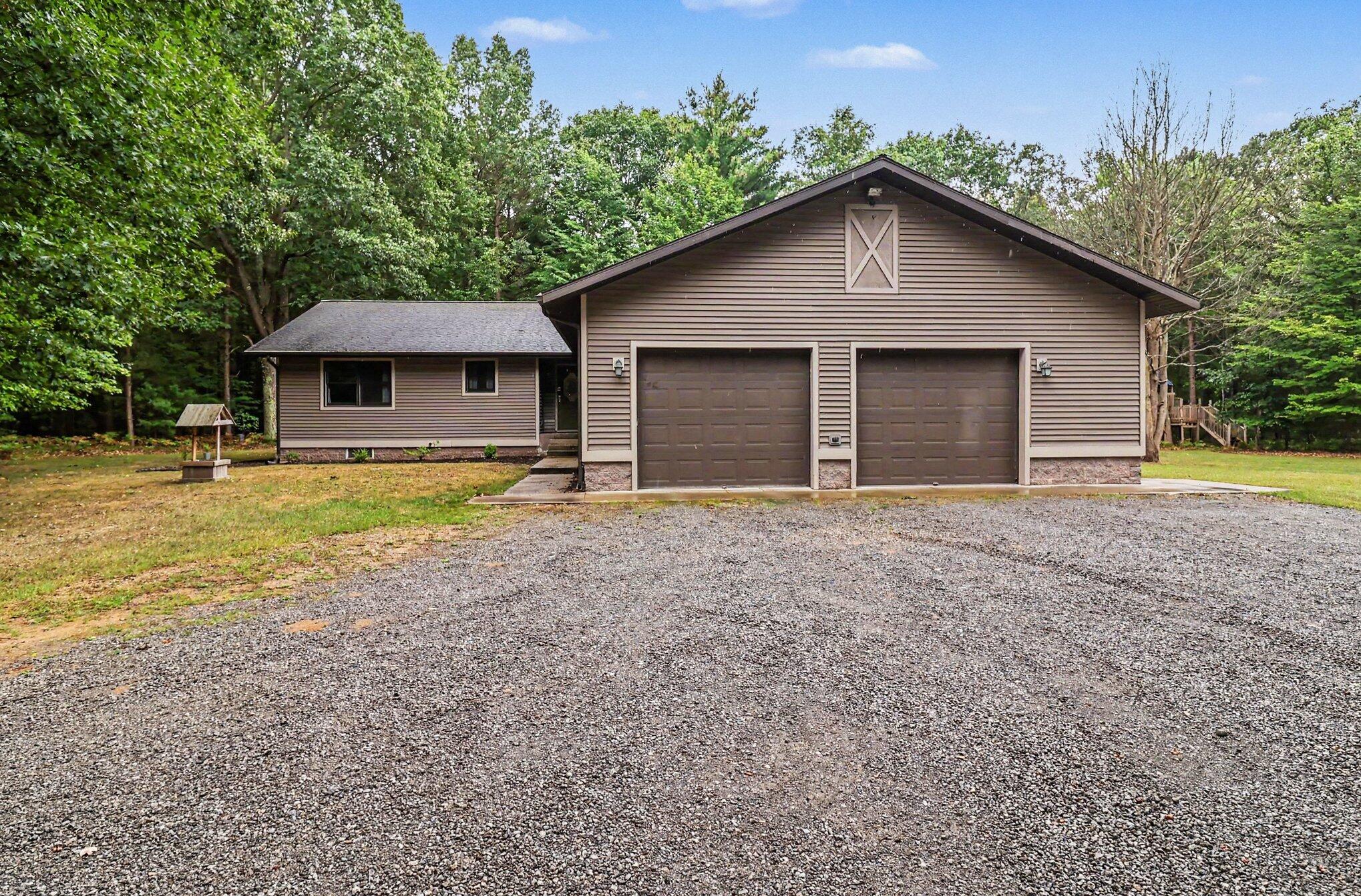 3823 N Sherman Road Ludington MI 49431