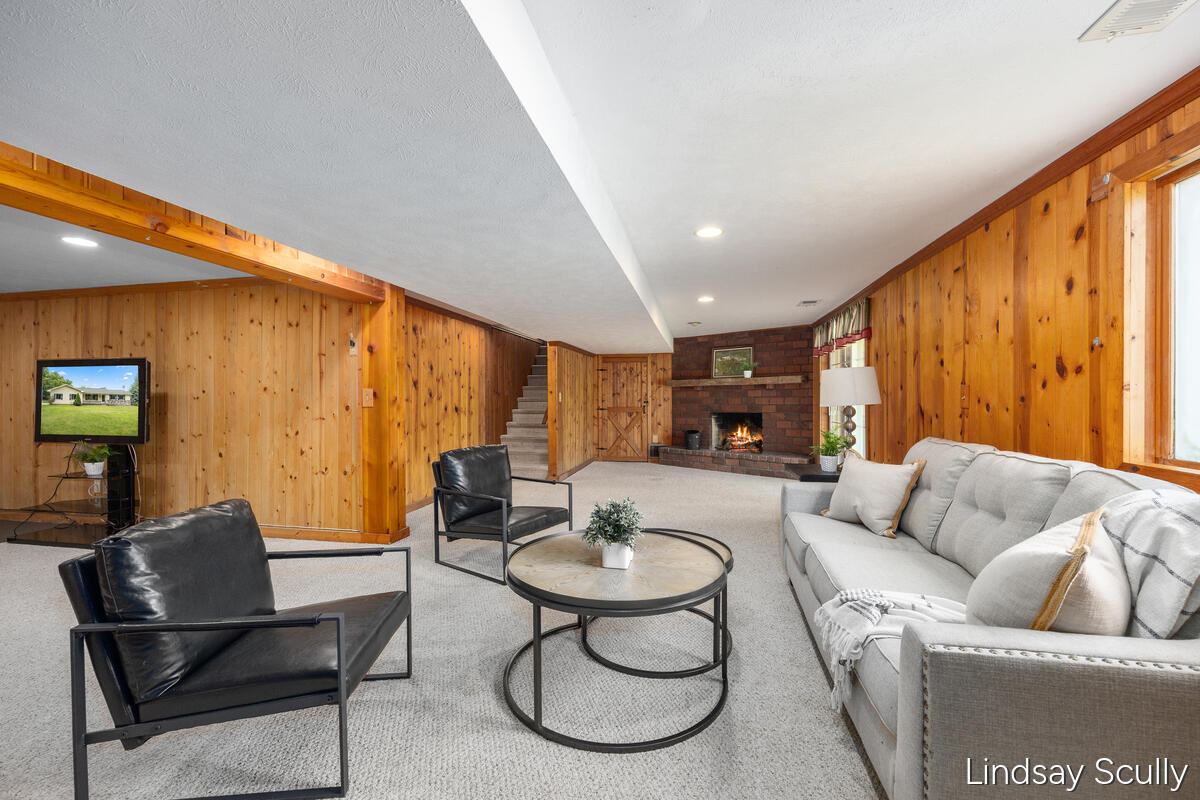 1525 104th Street SW Byron Center MI 49315