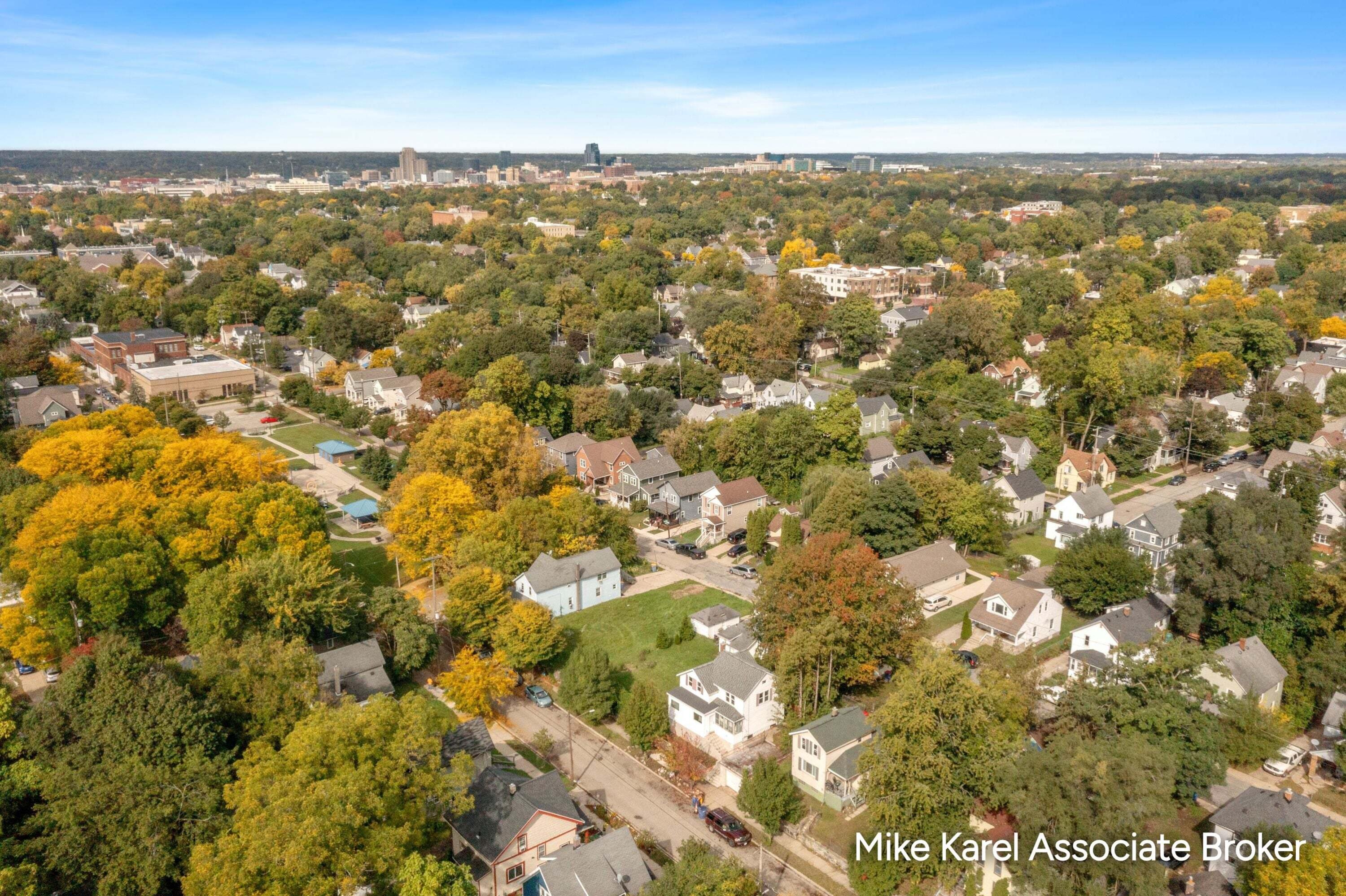 1101 Baxter Street SE Grand Rapids MI 49506
