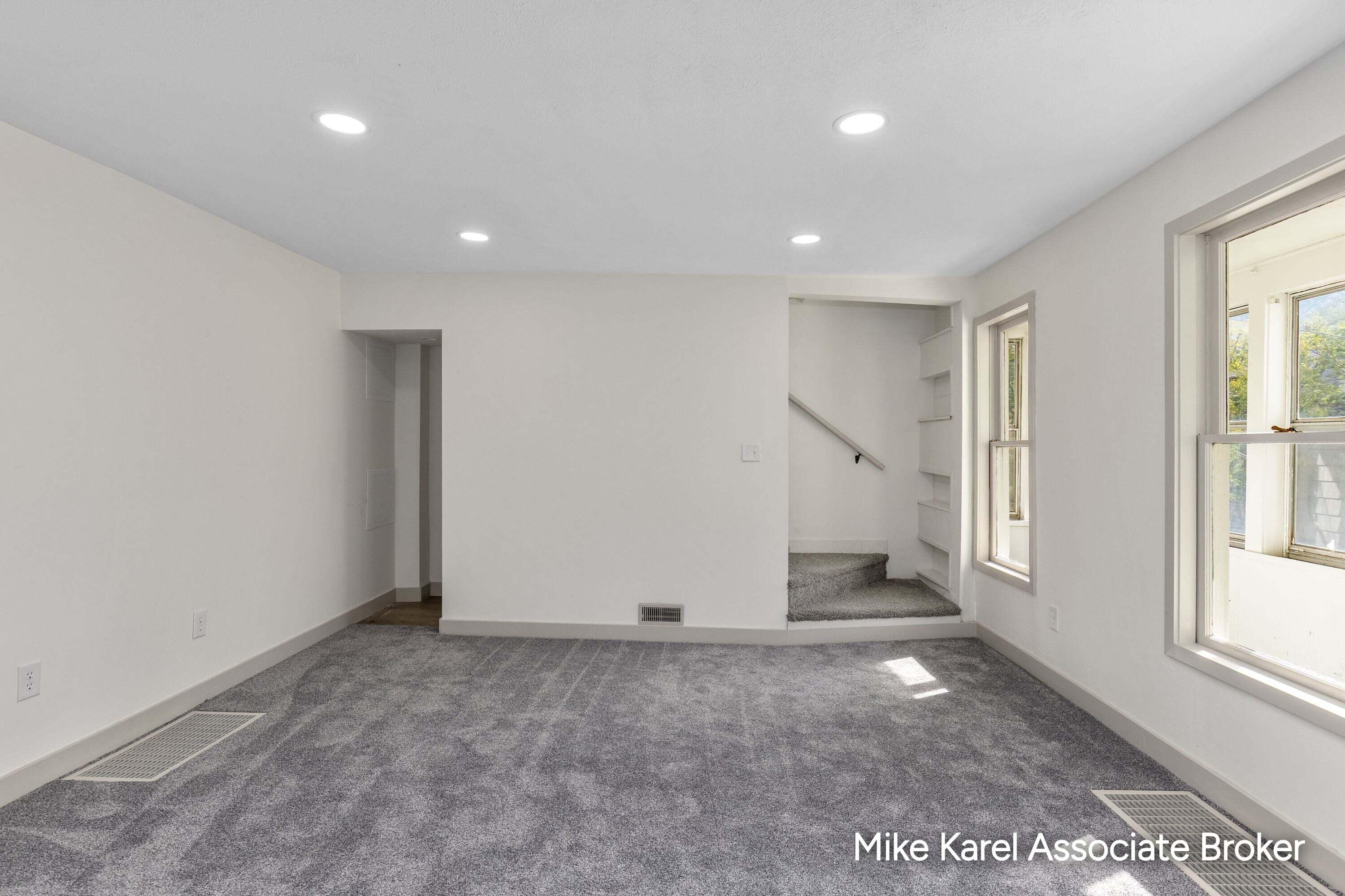 1101 Baxter Street SE Grand Rapids MI 49506