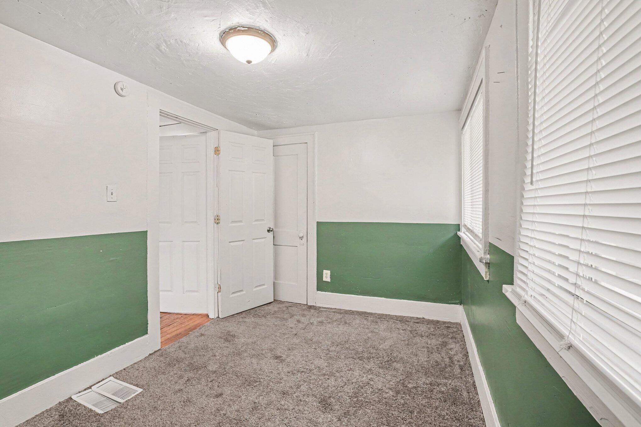 539 Dayton Avenue Kalamazoo MI 49048