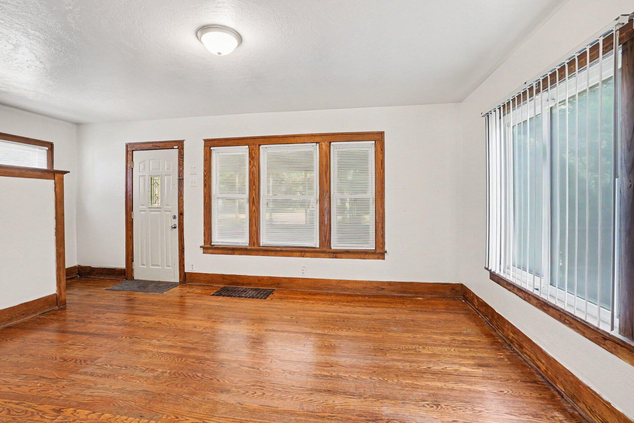 539 Dayton Avenue Kalamazoo MI 49048