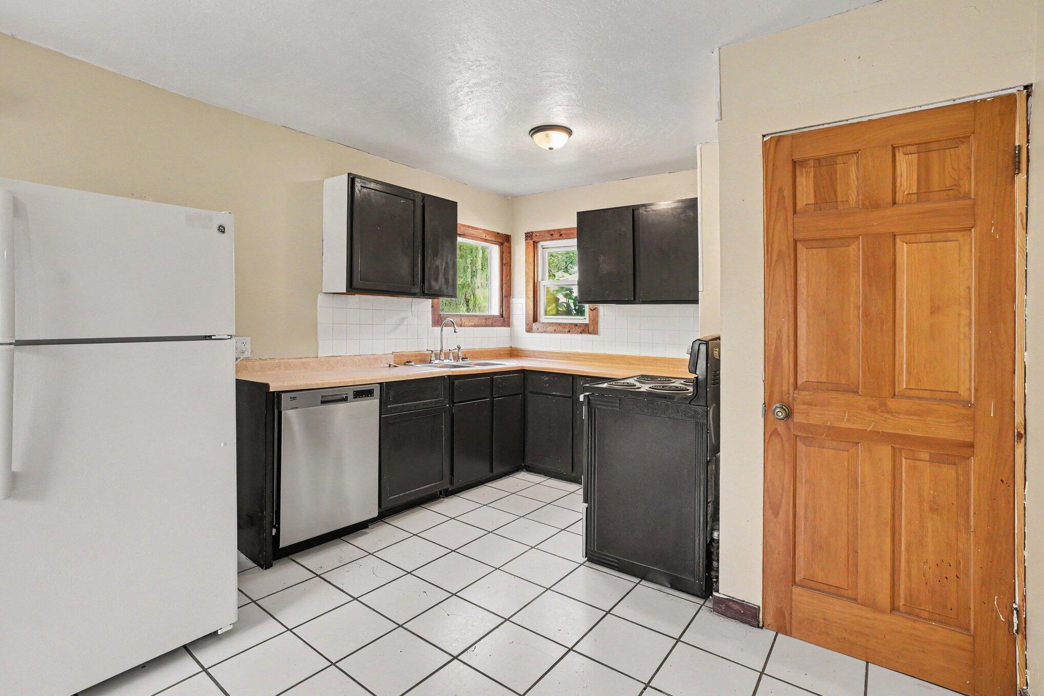 539 Dayton Avenue Kalamazoo MI 49048
