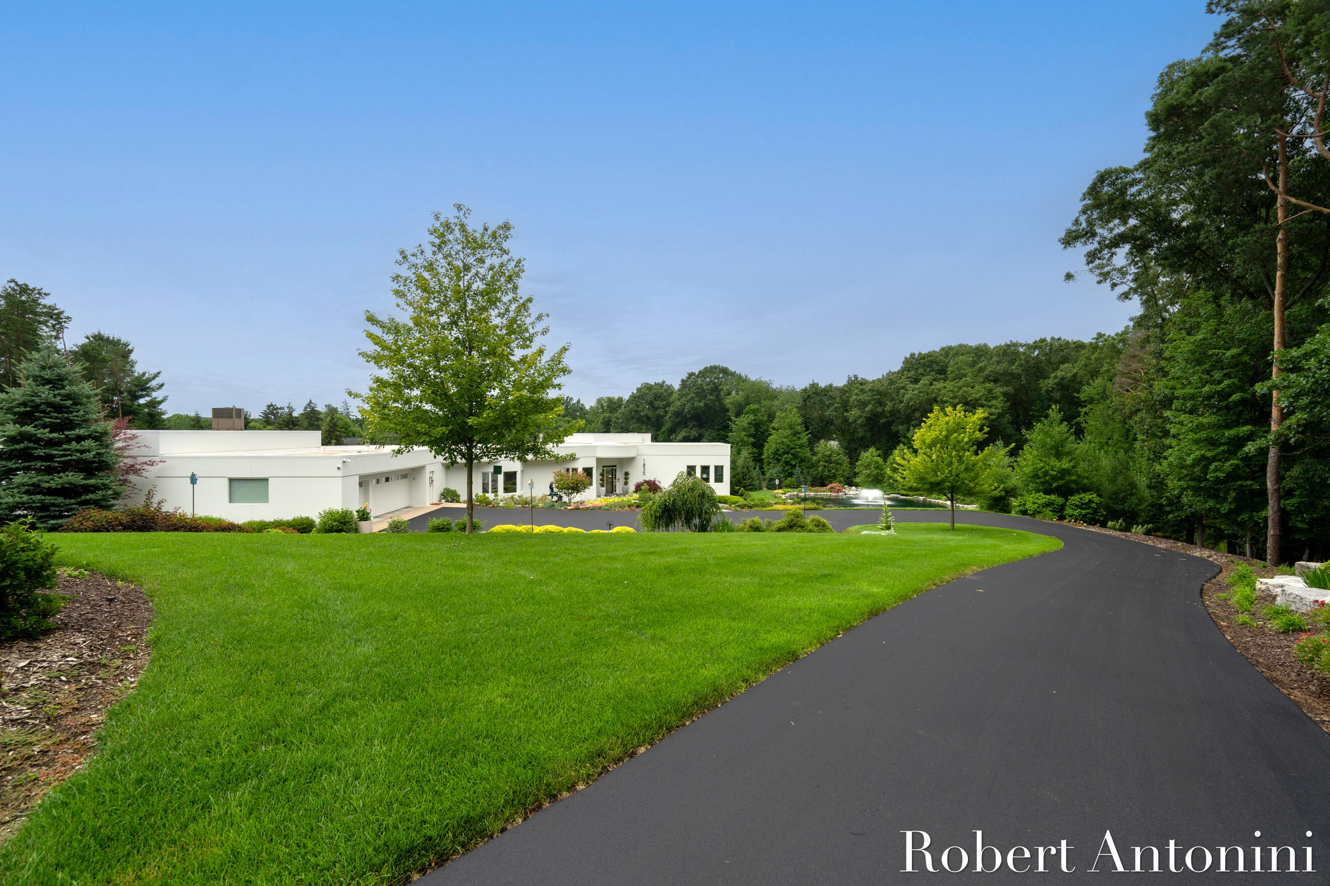1835 Linson Court SE Grand Rapids MI 49546