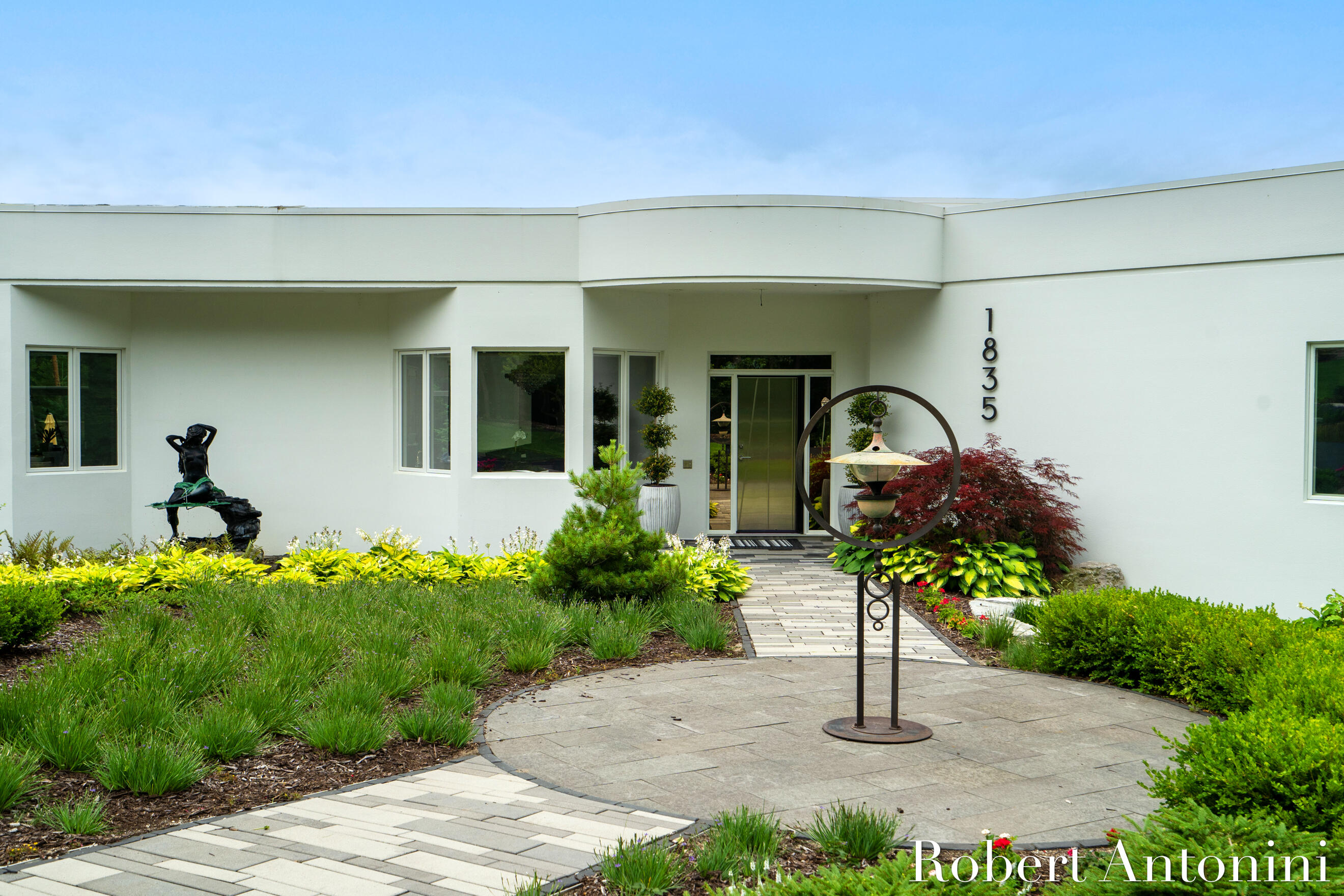 1835 Linson Court SE Grand Rapids MI 49546