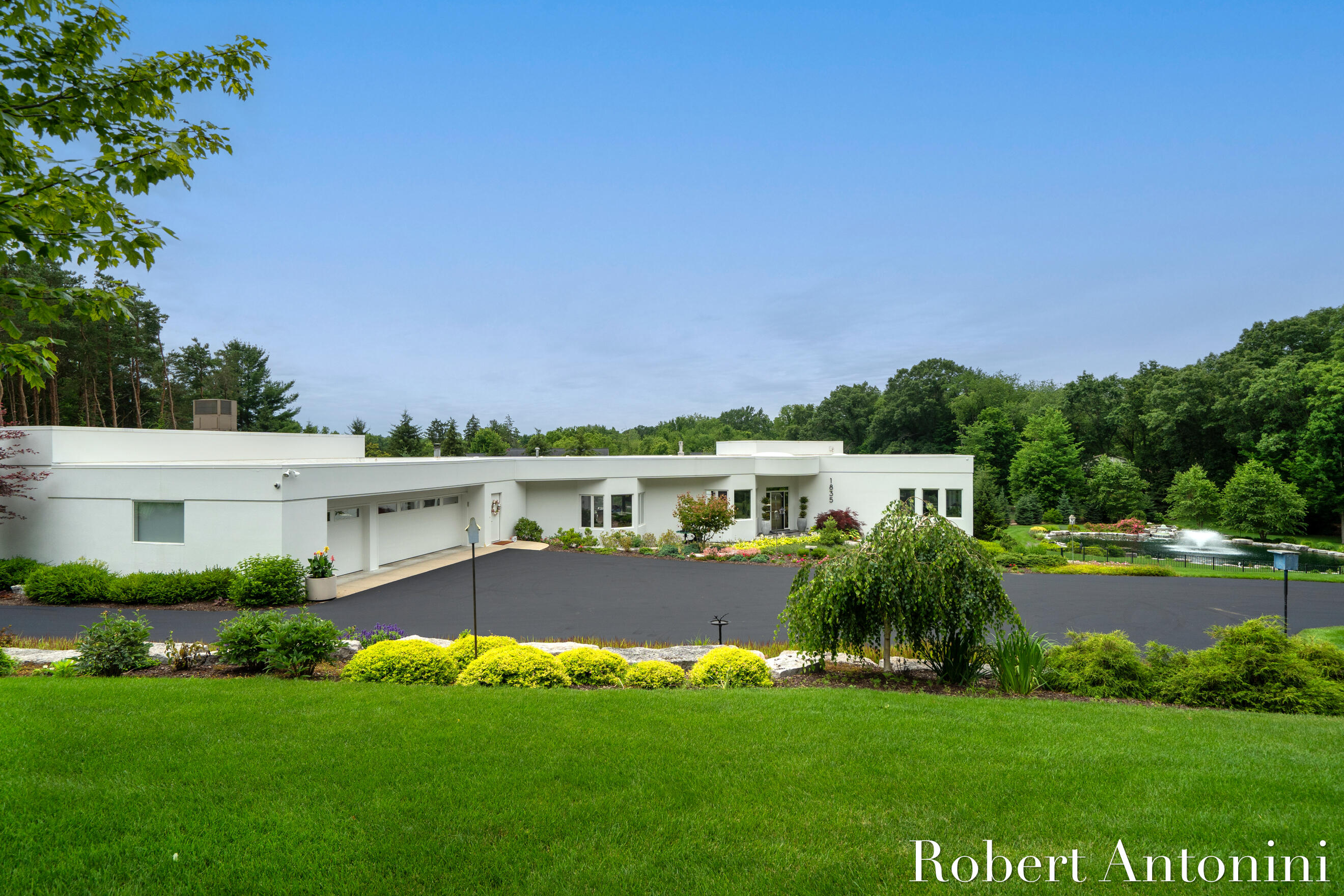 1835 Linson Court SE Grand Rapids MI 49546