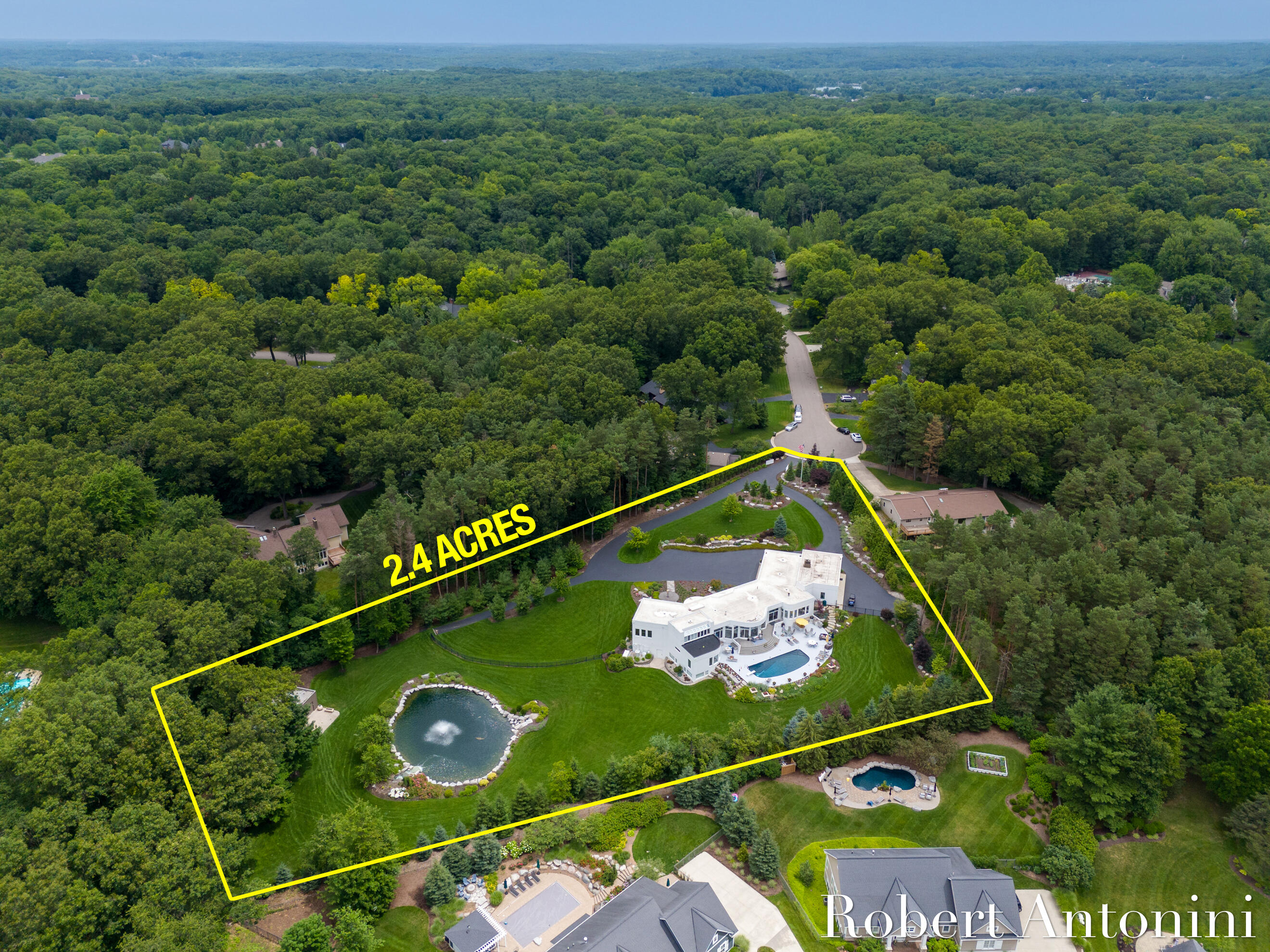1835 Linson Court SE Grand Rapids MI 49546